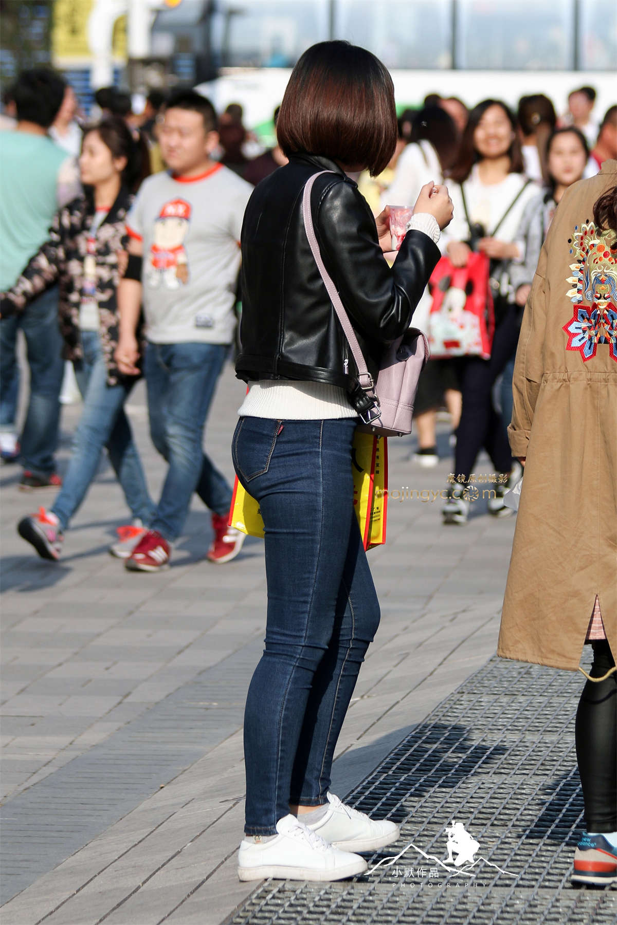 第956篇★小皮尤，藏蓝紧牛★-9P-日更街拍