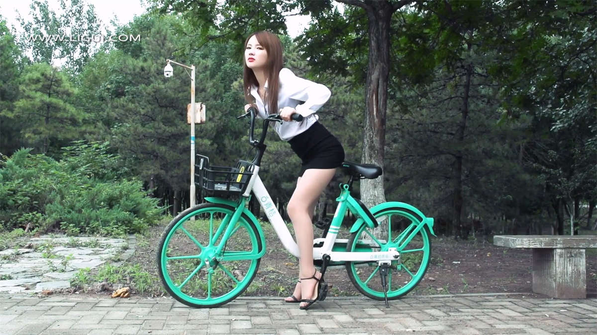 Ligui丽柜视频 2020.09.29 仙女骑乘 天天-日更街拍