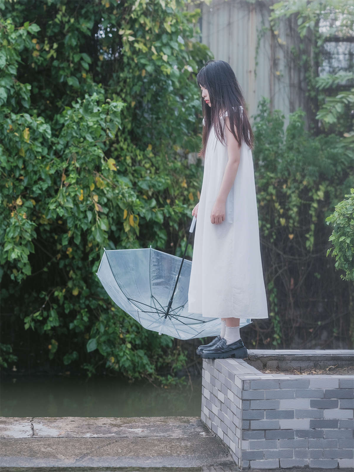 YITUYU艺图语 2023.08.08 情绪逃离计划 小红插图1