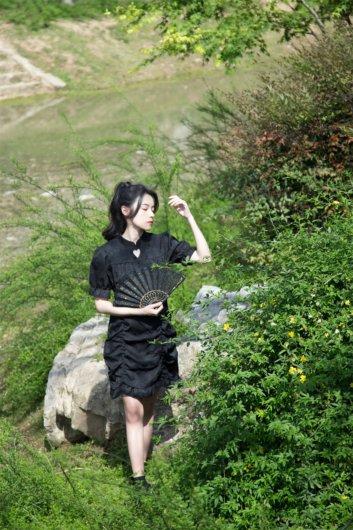 YITUYU艺图语 2022.10.08 迎春 静鏡婧-日更街拍