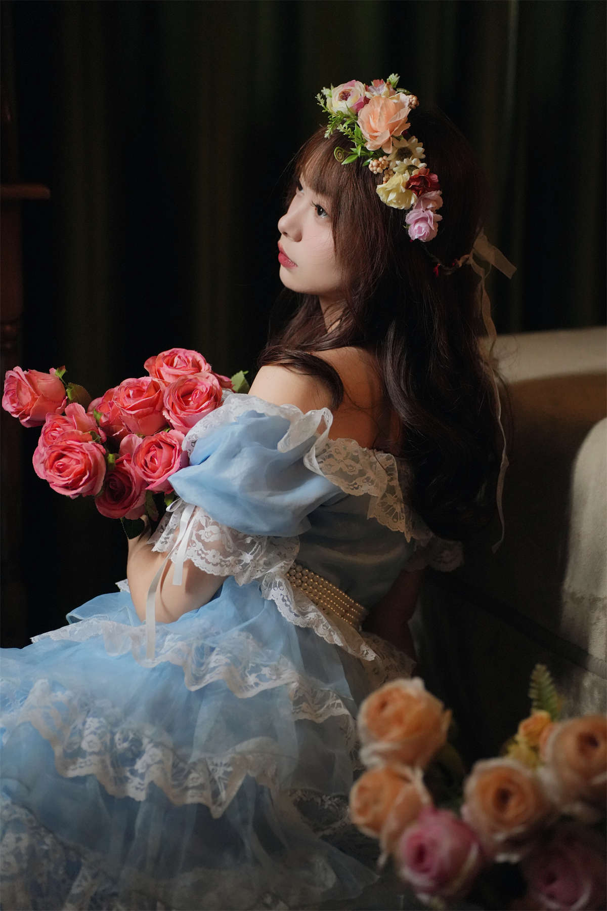 YITUYU艺图语 2023.07.24 油画中的少女 小可爱插图1