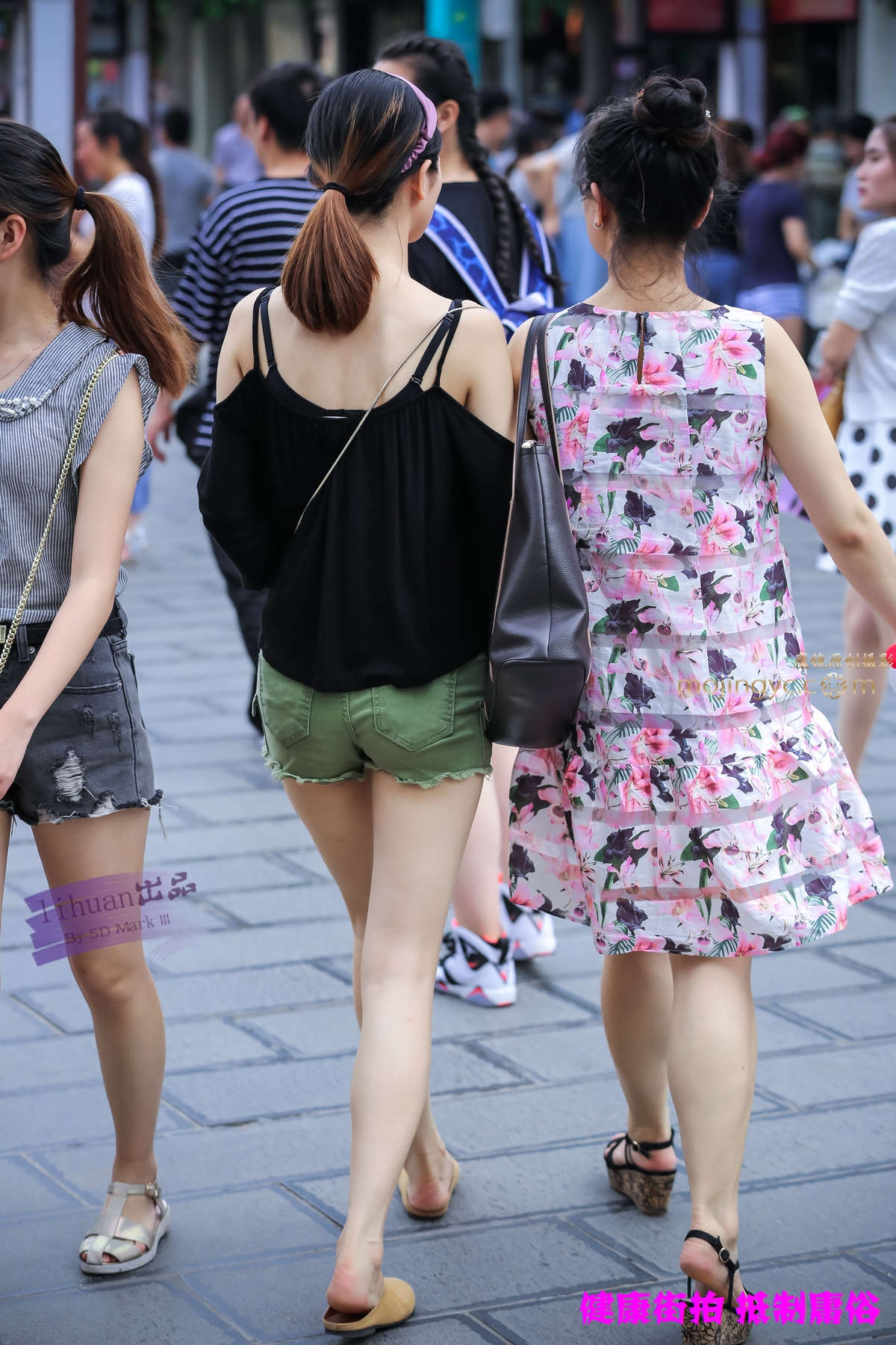 图片[2]-李欢原创-短裤，美腿（15P）-日更街拍