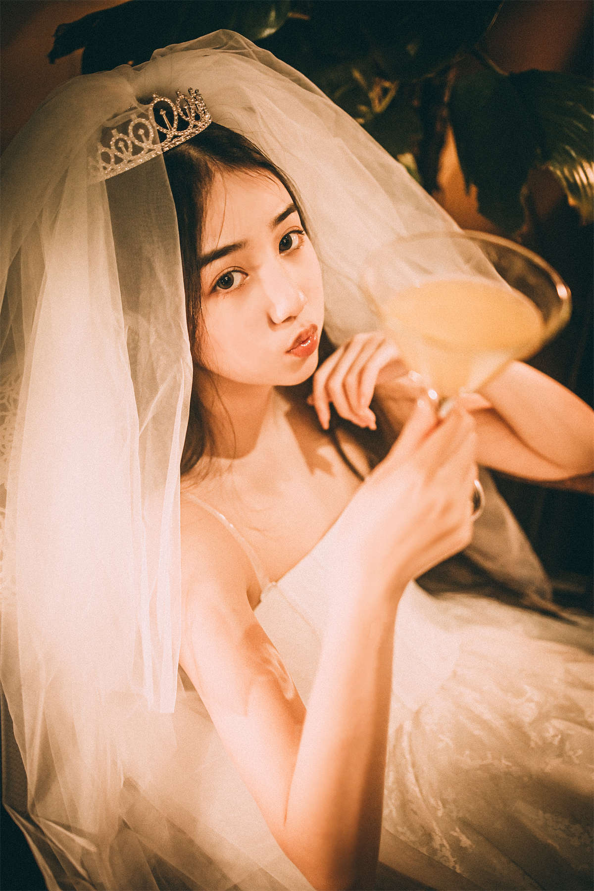 YITUYU艺图语 2024.03.25 鬼马少女 异域荷包蛋-日更街拍