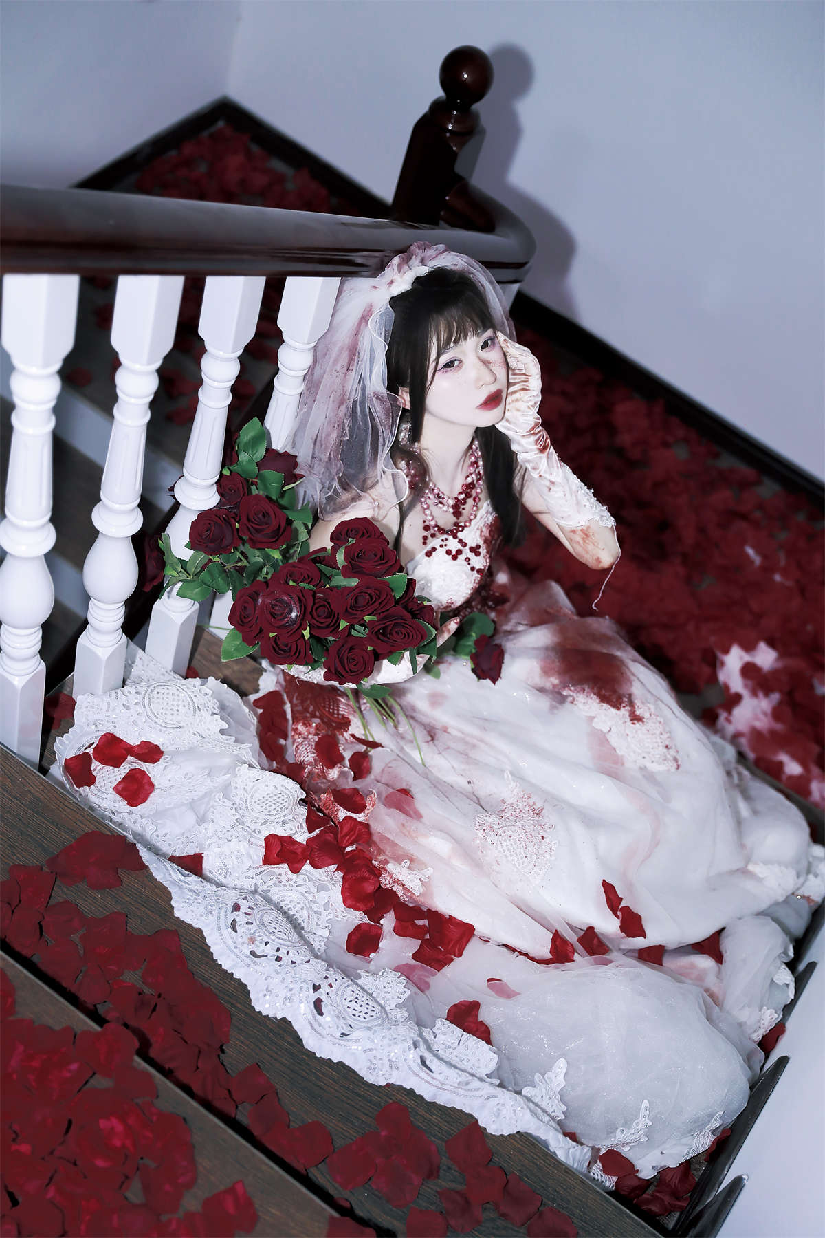 YITUYU艺图语 2023.05.16 是玫瑰杀死了爱 猫咪-日更街拍