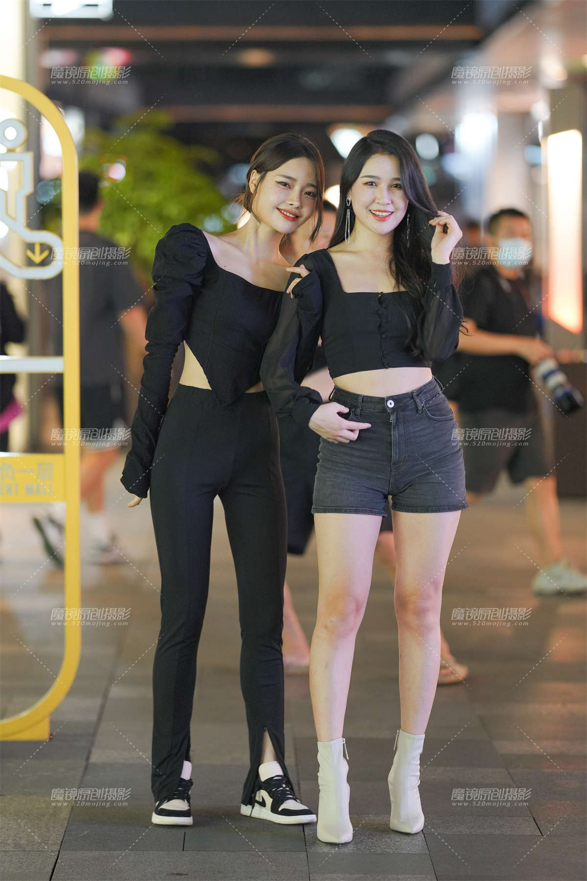 面若桃花 明眸皓齿 引得不少才子功名而来-日更街拍