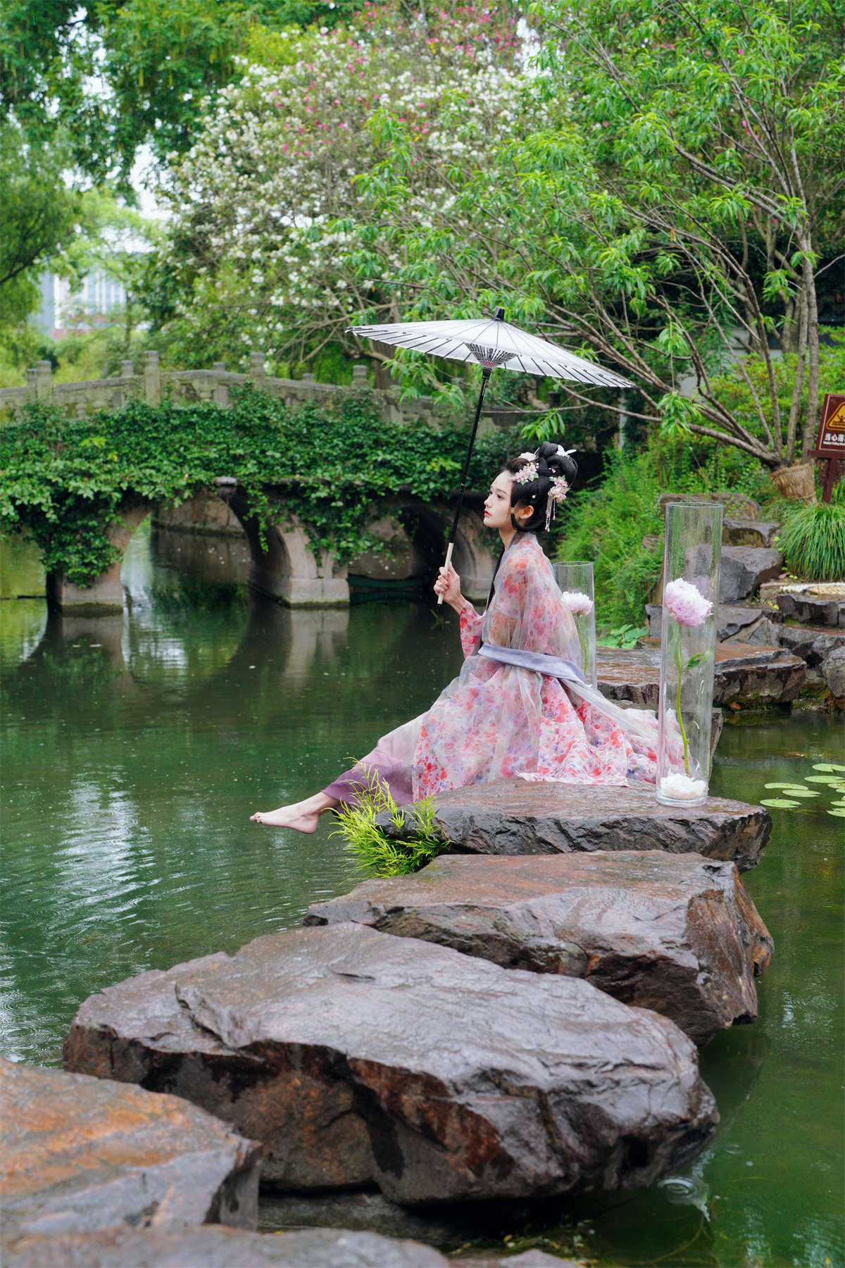 YITUYU艺图语 2023.05.16 天青色等烟雨 兔子Zzz不吃胡萝卜-日更街拍