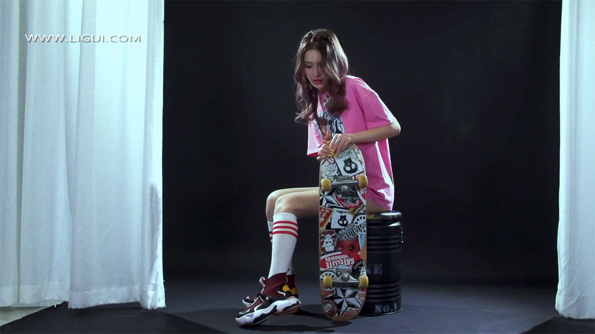 图片[2]-Ligui丽柜视频 2020.10.15 滑板少女 甜甜-日更街拍