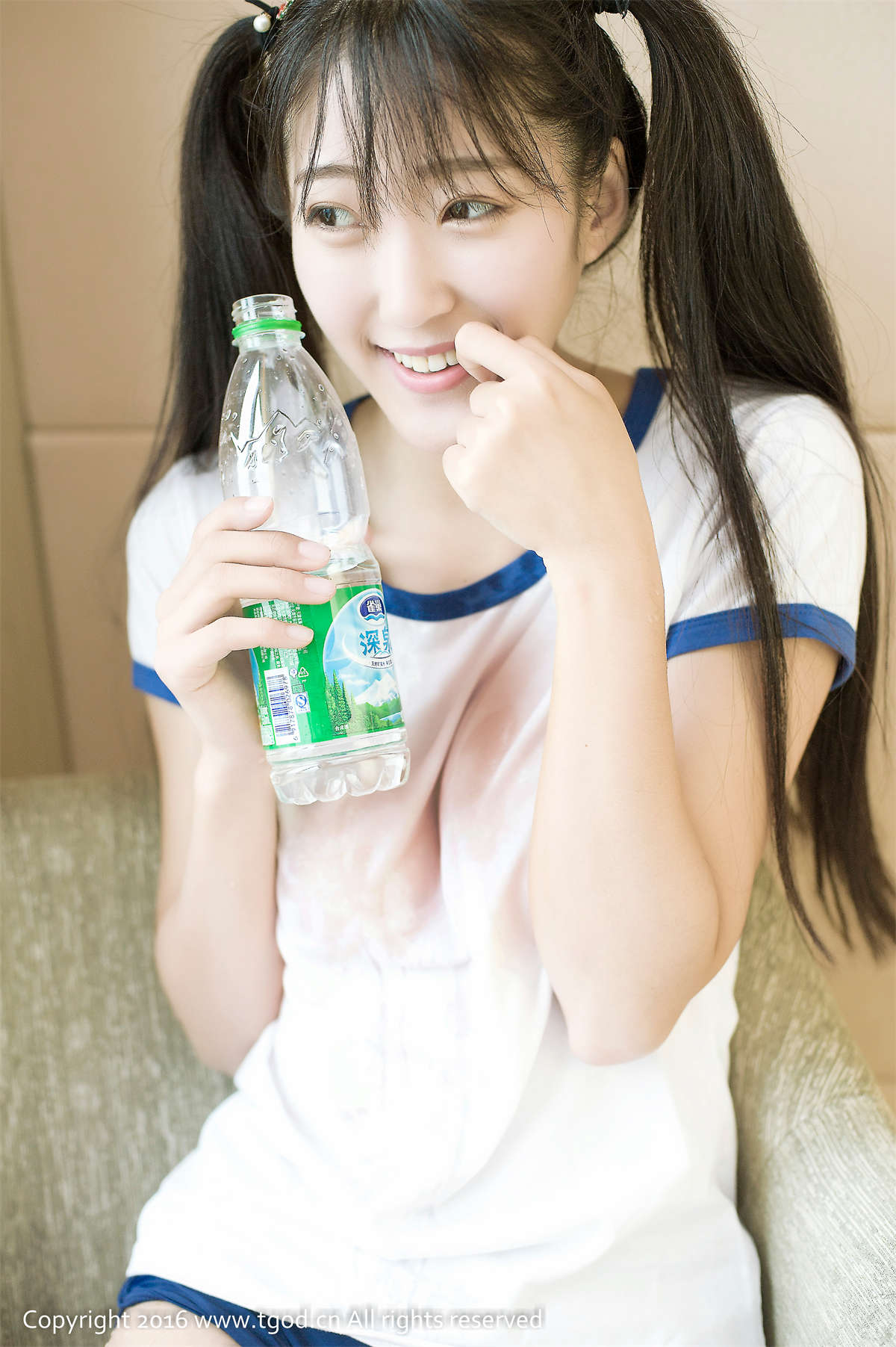 TGOD推女神 2016.07.30 奶糖Uki-日更街拍