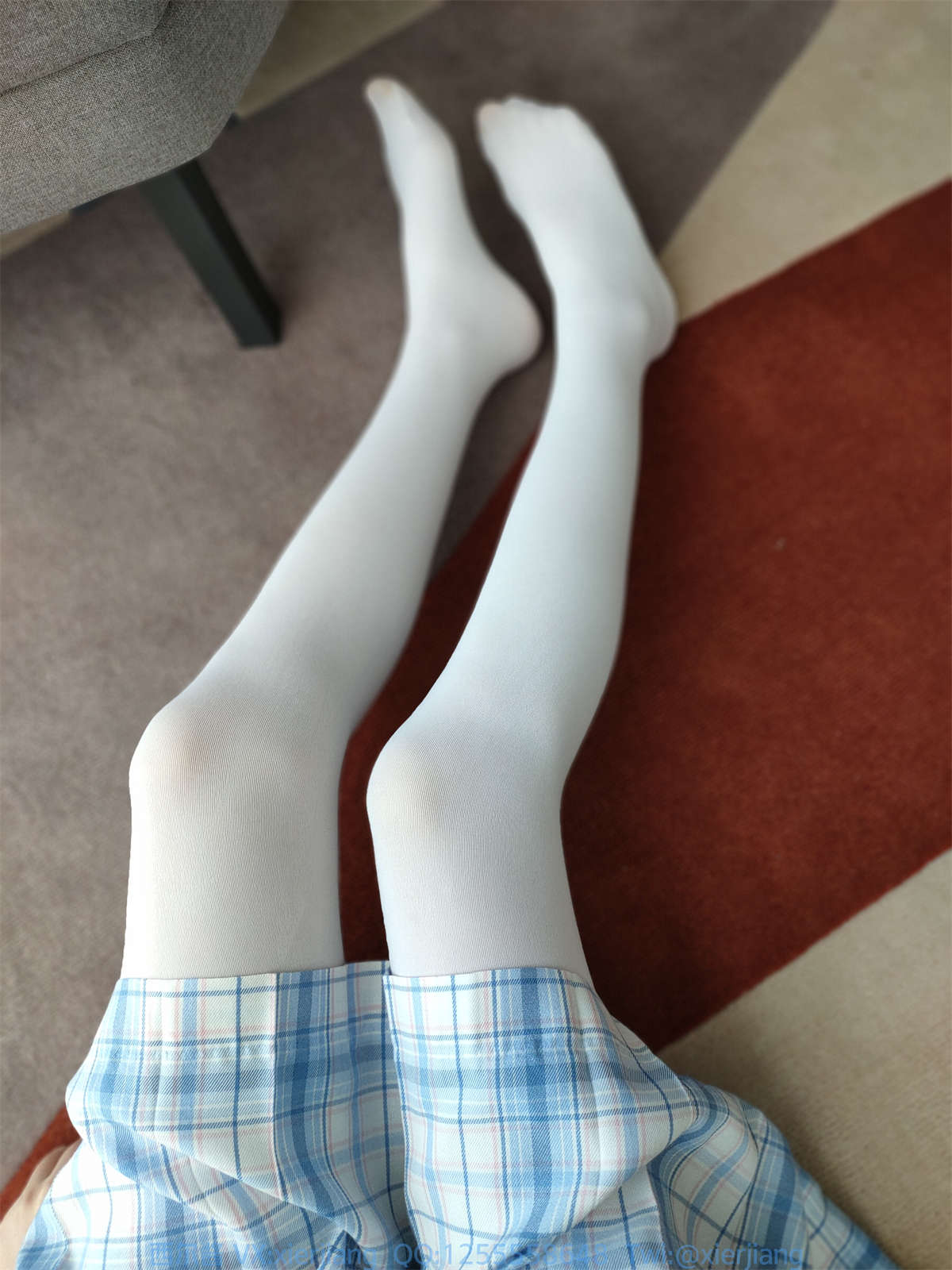 图片[2]-微博萌妹-西尔酱No.20 棉花糖白丝JK-日更街拍