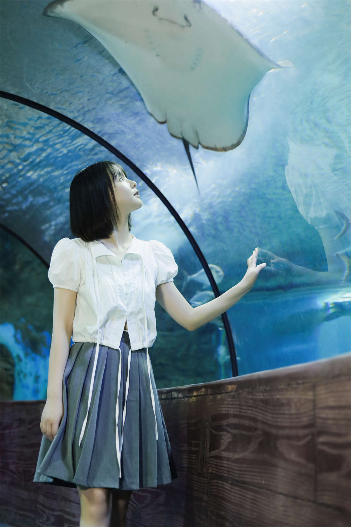 YITUYU艺图语 2023.07.25 lost in blue 雨一颗-日更街拍