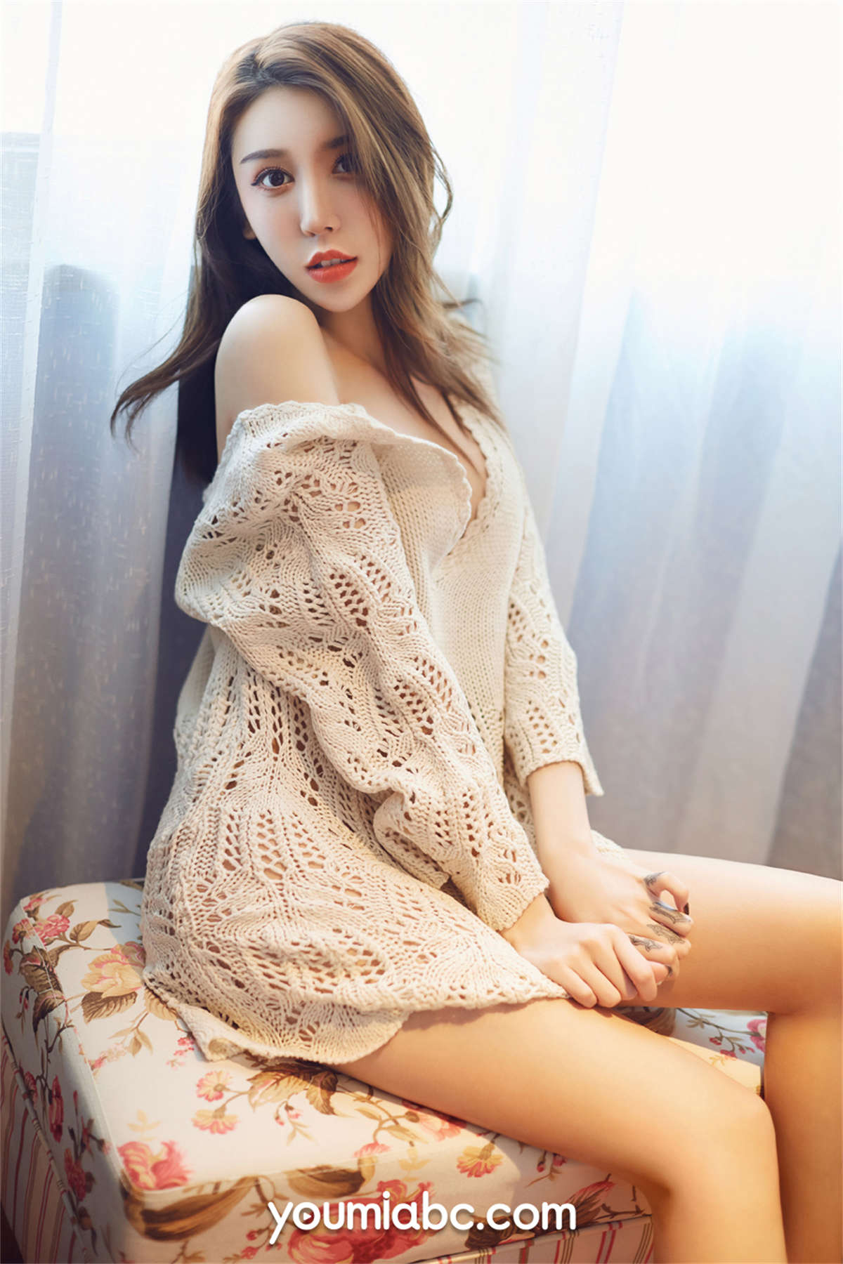 YouMi尤蜜 2019.05.09 轻熟女的空虚生活 然熙-日更街拍
