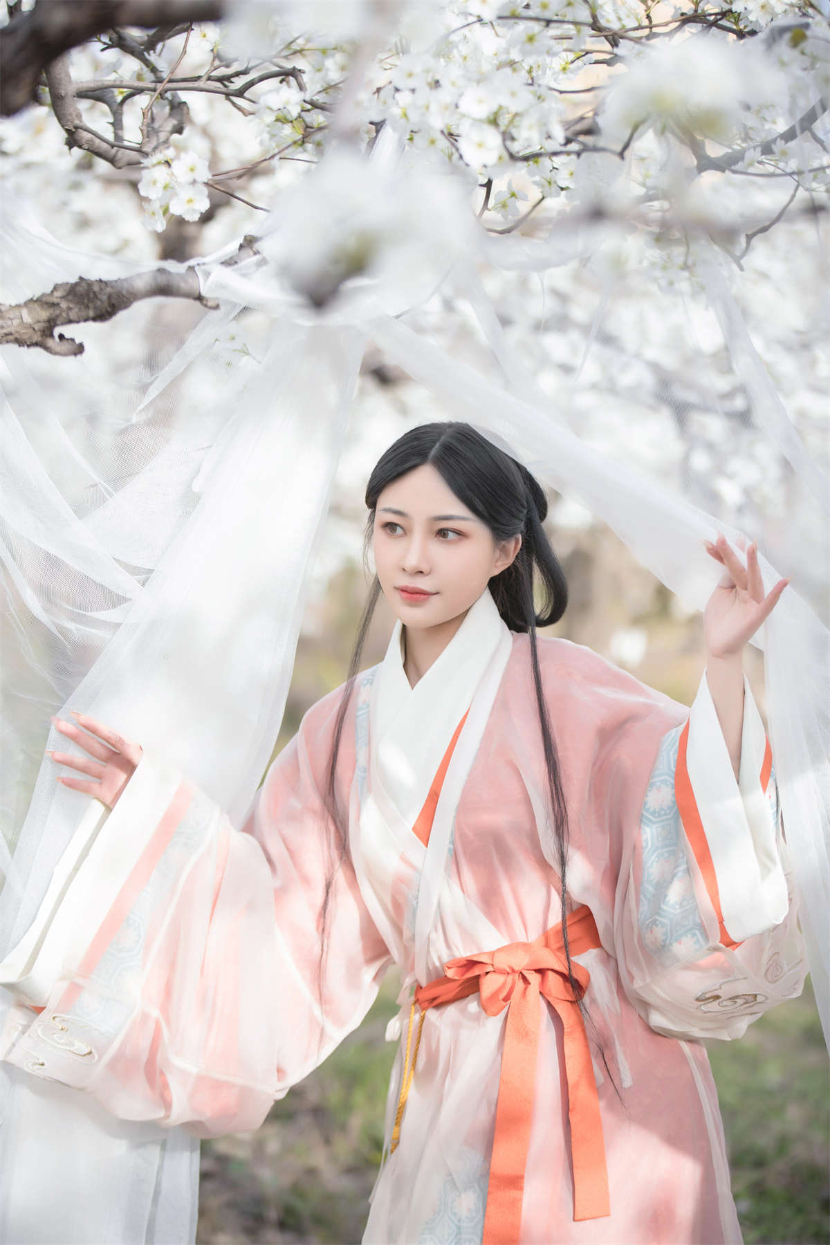 图片[2]-YITUYU艺图语 2022.06.01 香寒未逐风 鹿哥-日更街拍