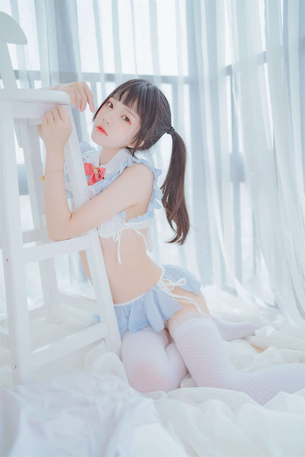 桜桃喵 – 爱丽丝的兔子-日更街拍