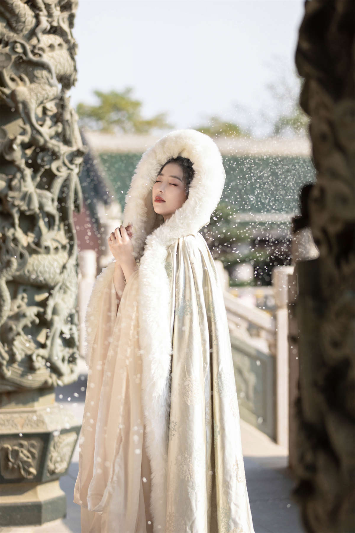 YITUYU艺图语 2024.03.27 落雪 诗诗呀-日更街拍
