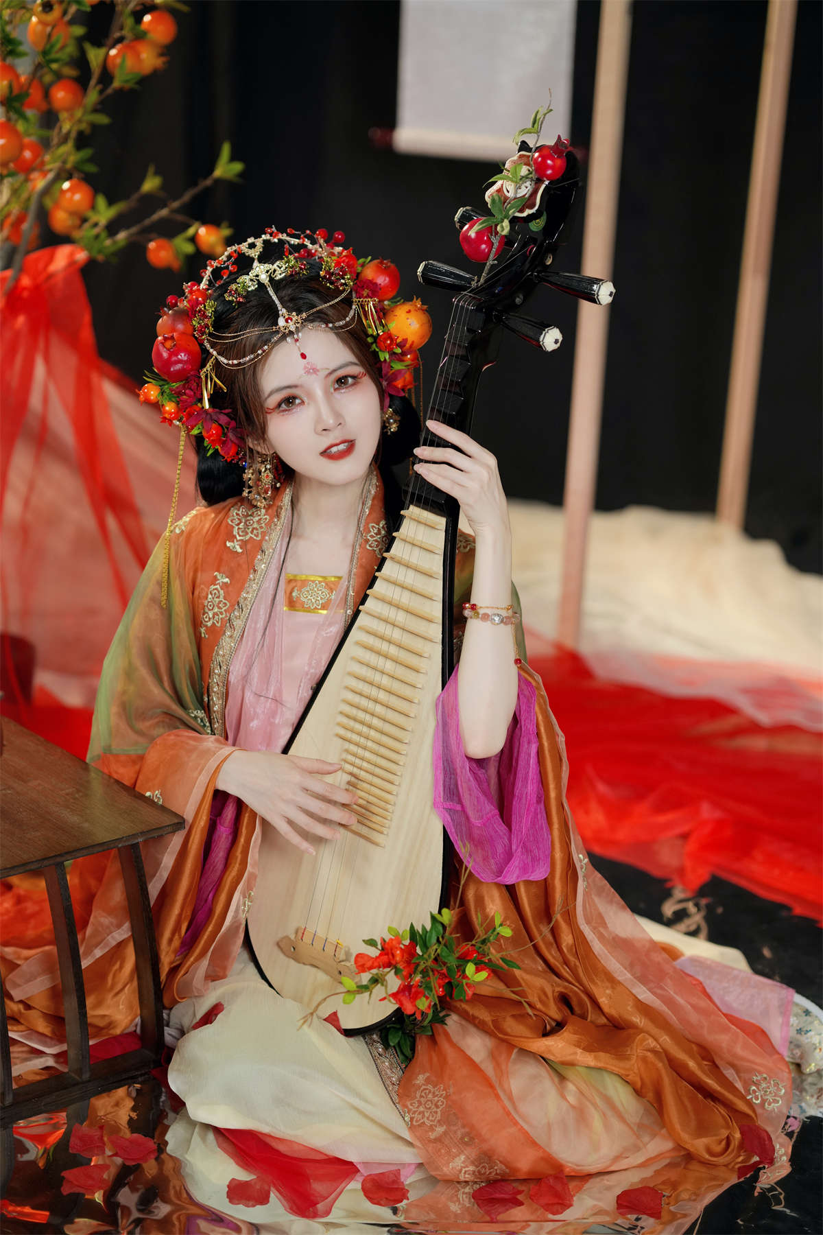 YITUYU艺图语 2023.07.25 十二花神之石榴花神 Tifa丁小妮-日更街拍