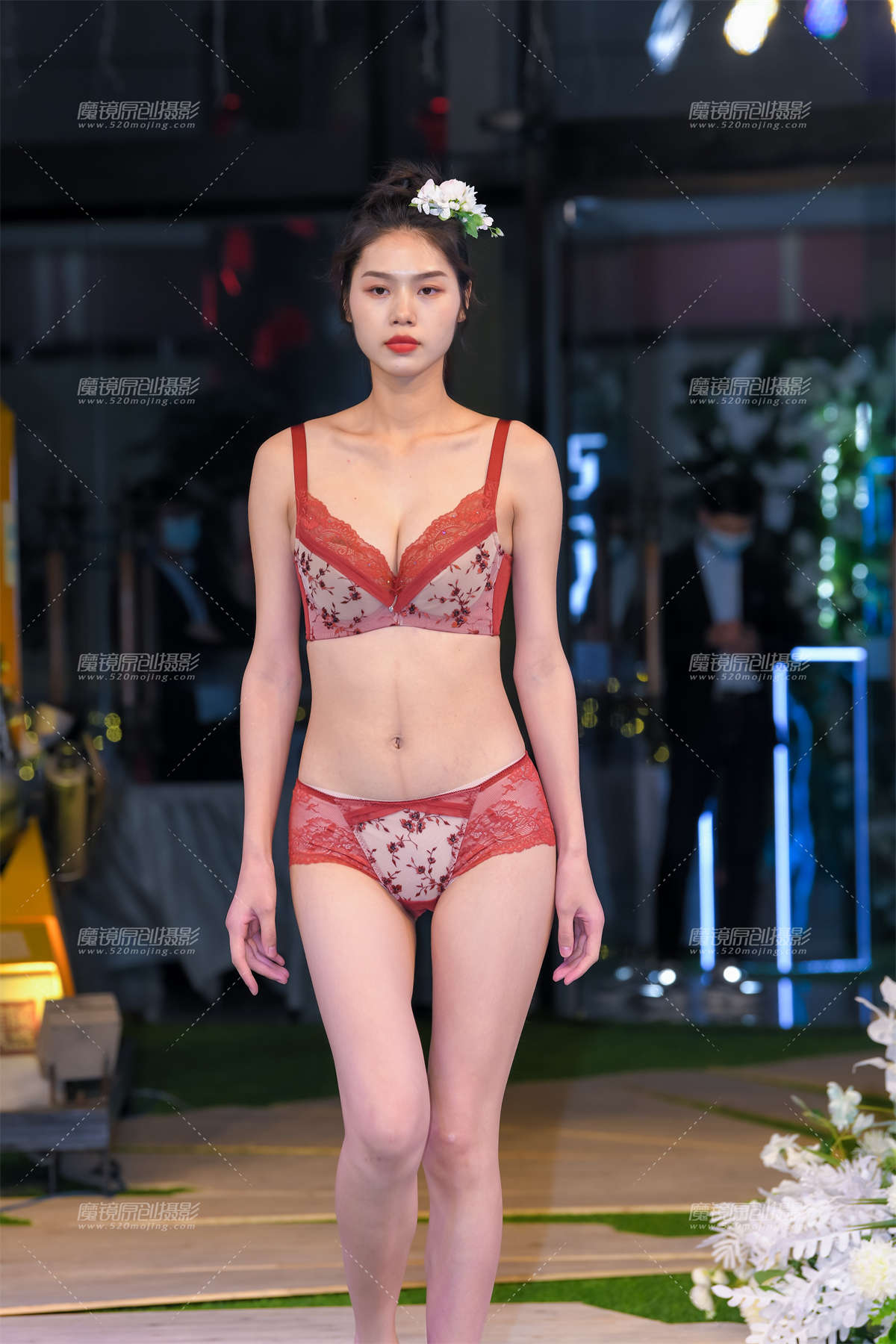 三八女神秀-日更街拍