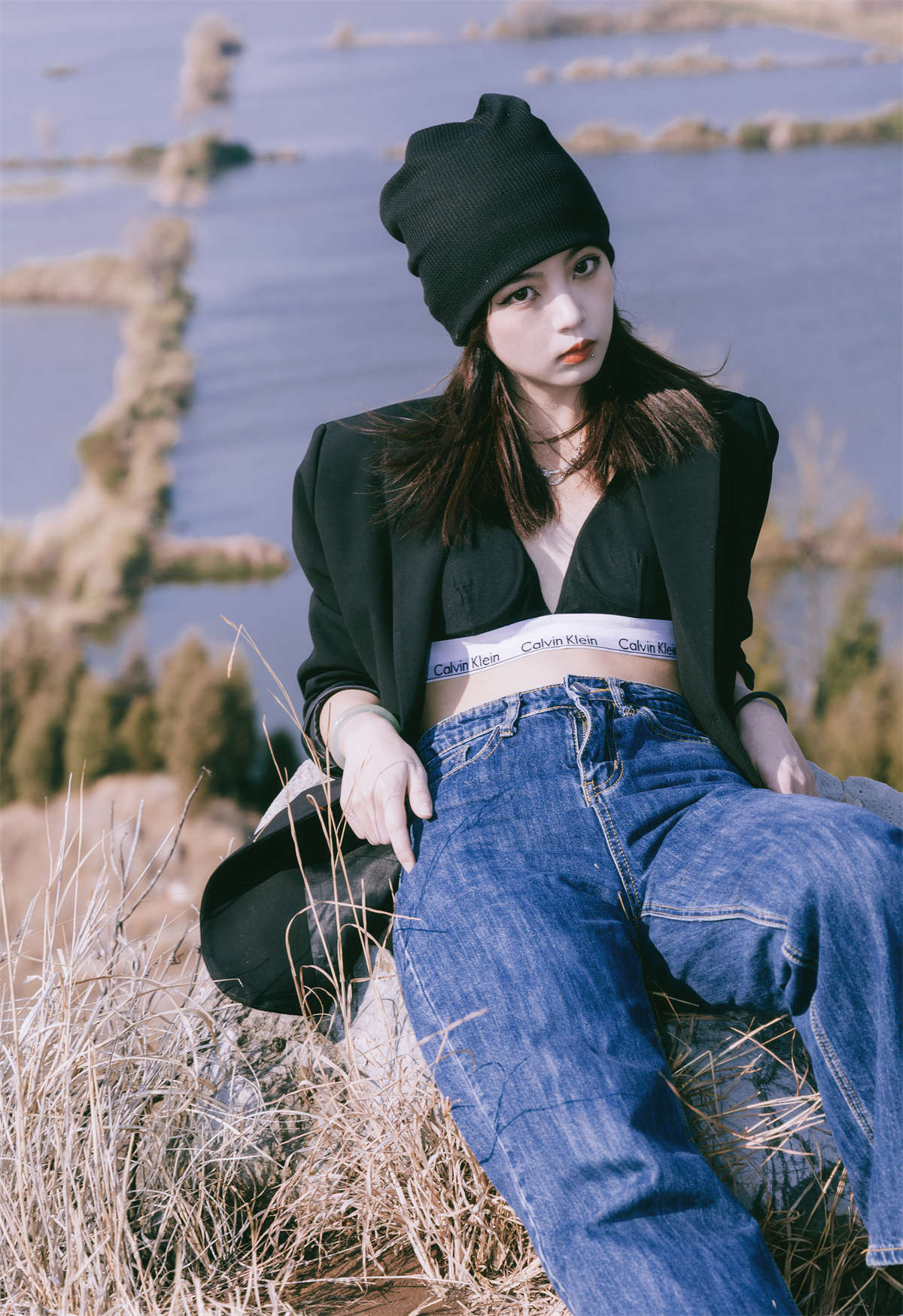 YITUYU艺图语 2023.08.01 去水边看一场日落吧 柏霖插图1