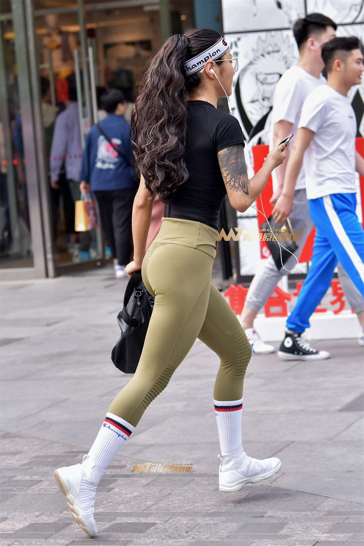 图片[2]-左手倒影赛帖：健美姑娘魔鬼身材-日更街拍