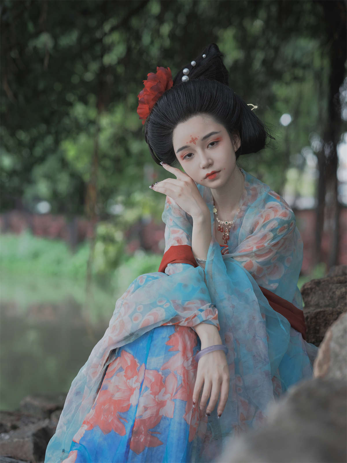 YITUYU艺图语 2023.08.01 雨后游园 琳琅插图1