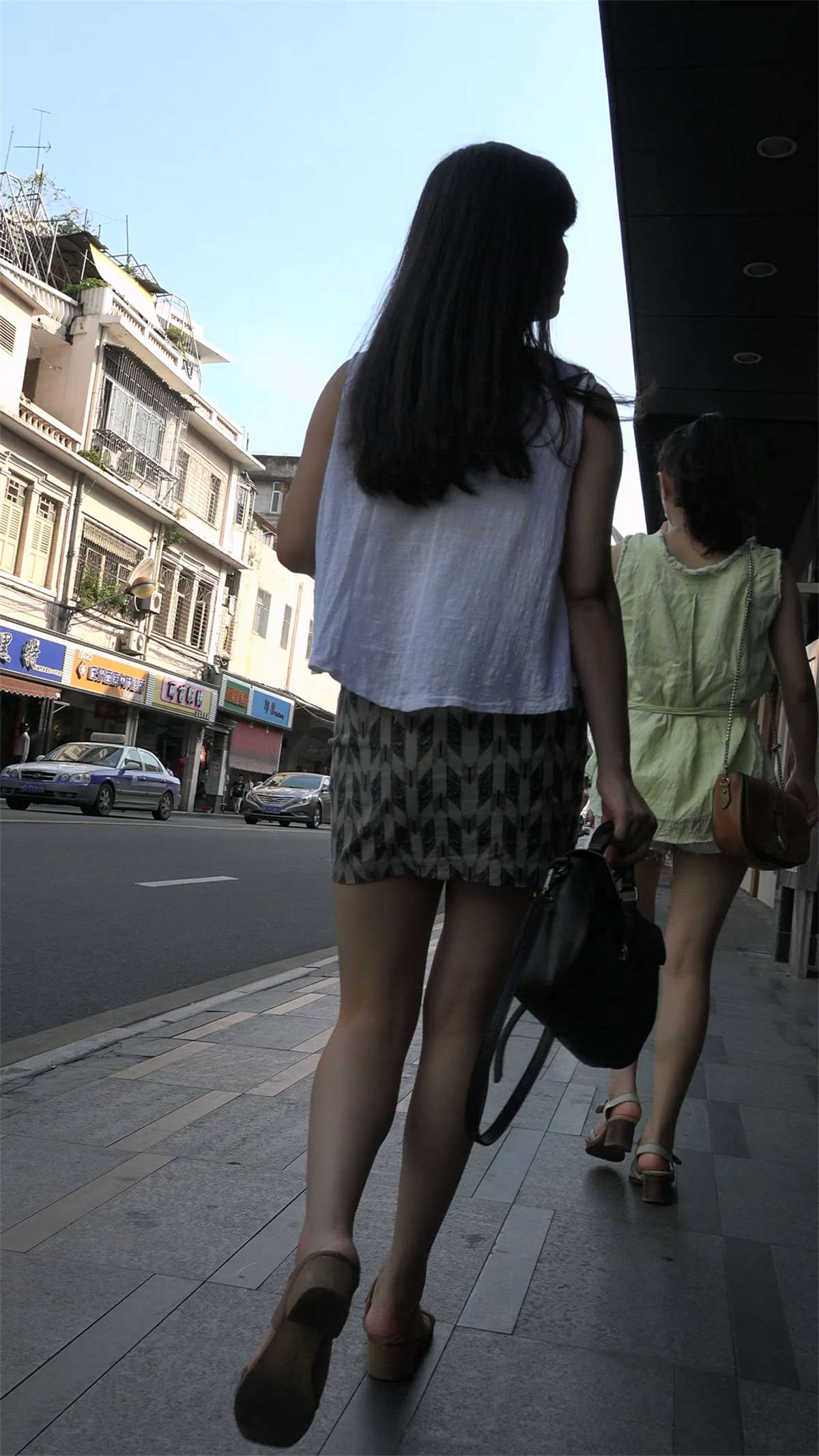 图片[2]-极品包臀长腿美女-日更街拍