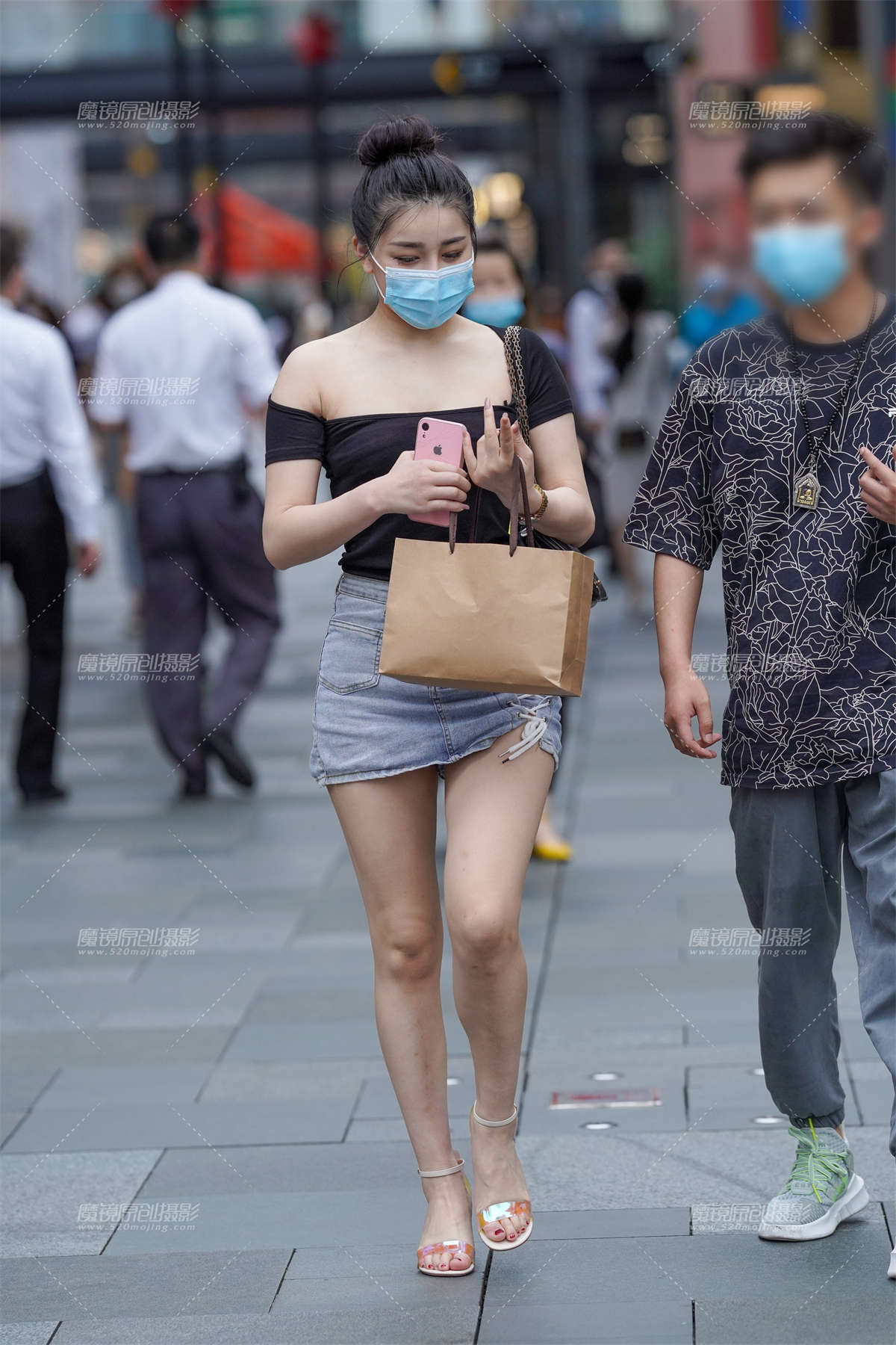 牛仔短裙-日更街拍