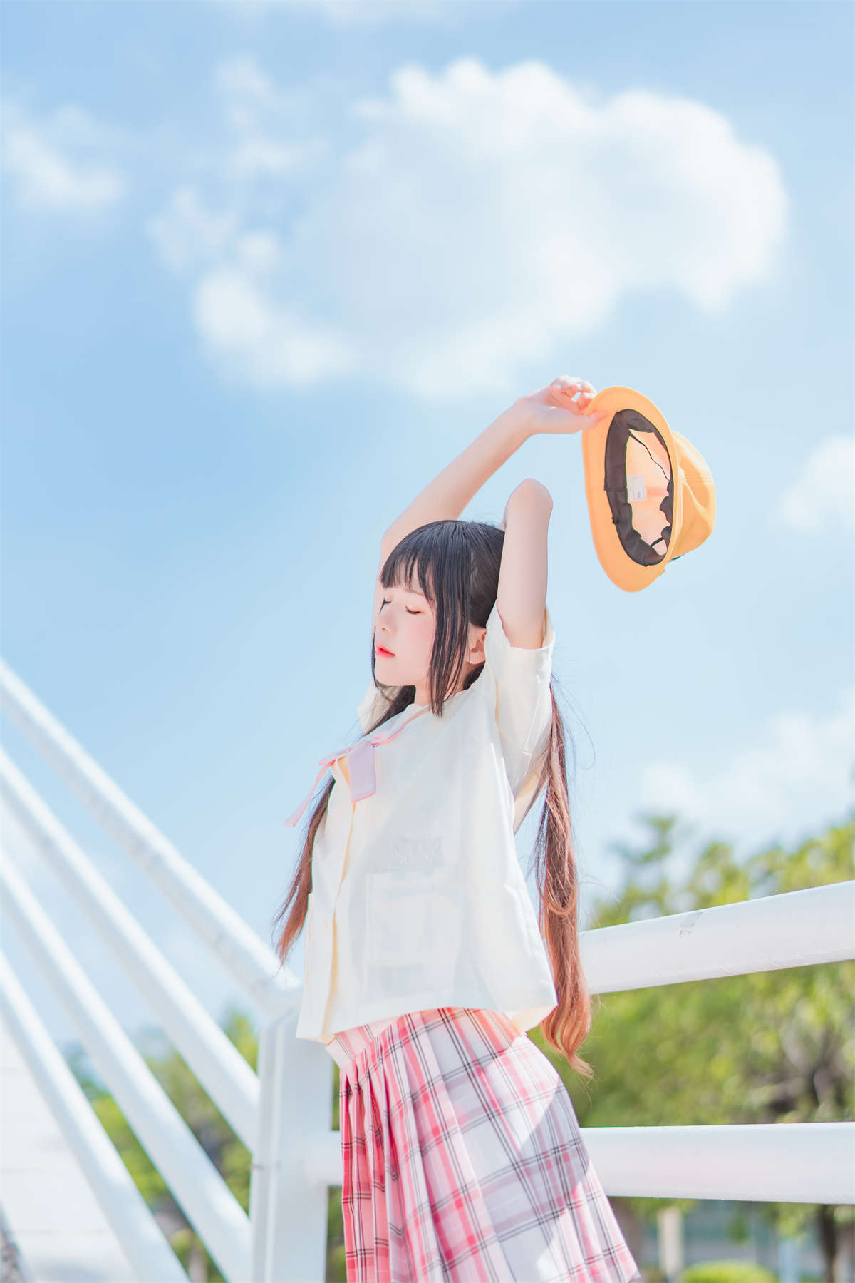 桜桃喵 – 幼稚园-日更街拍