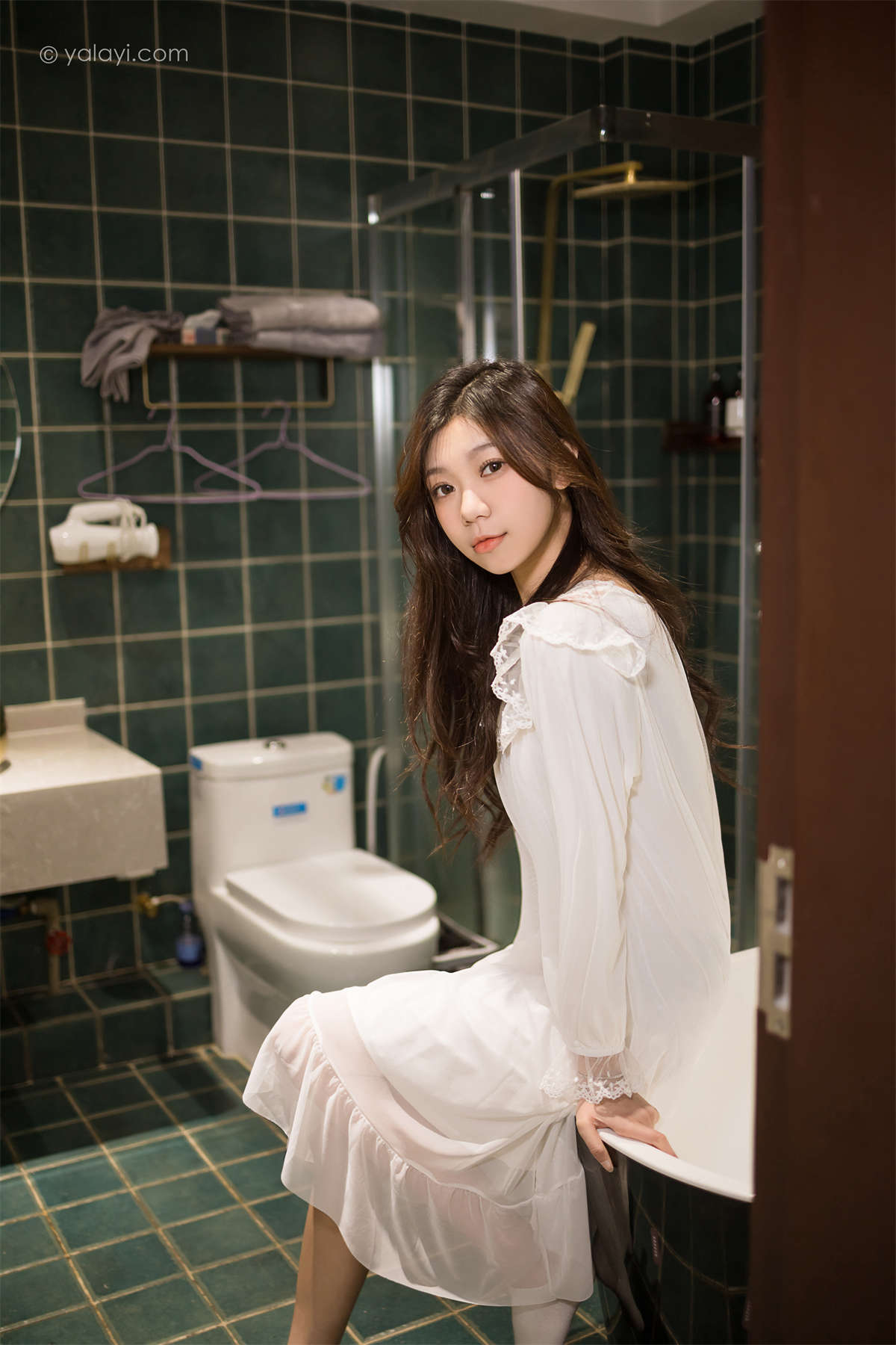 图片[2]-YALAYI雅拉伊2022.03.30 NO.916 阁楼 梓瑶-日更街拍