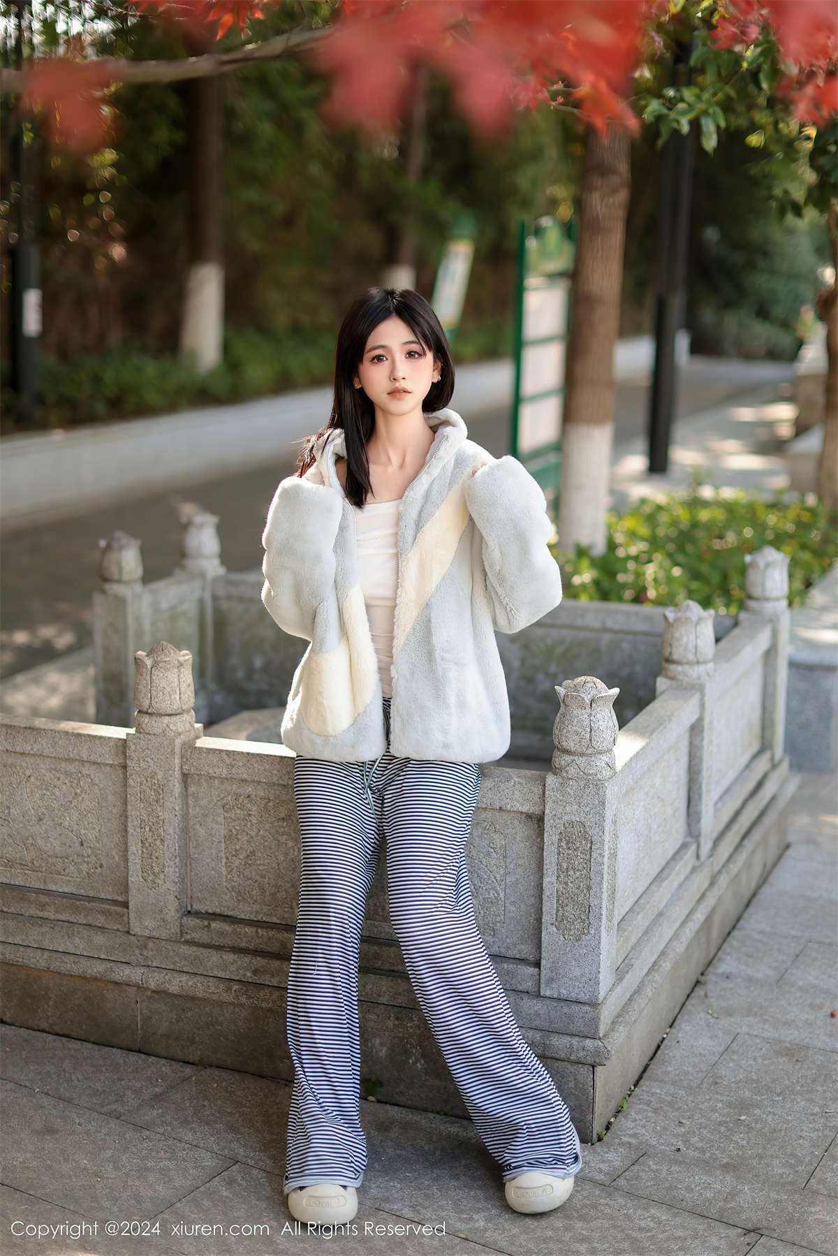 图片[2]-Xiuren秀人网 2024.12.16 NO.9605 奶芙乔乔-日更街拍