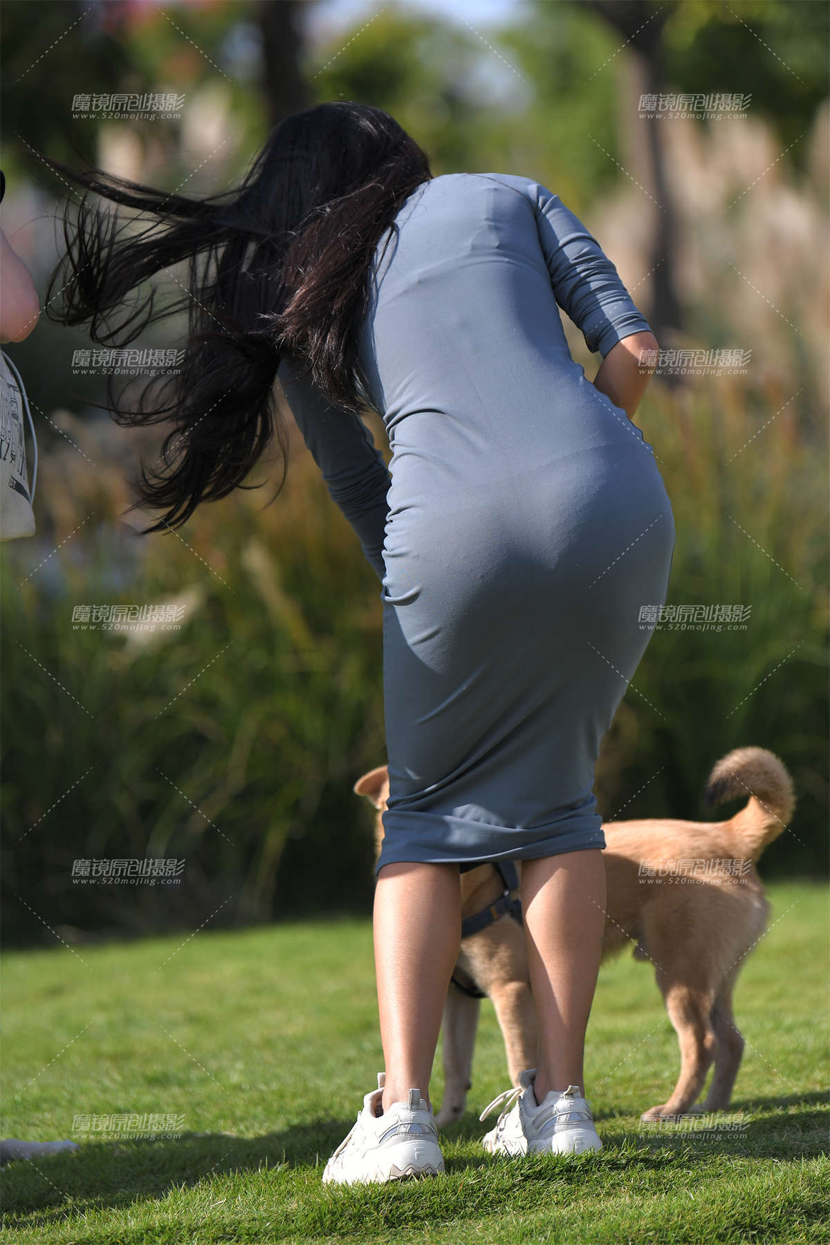 图片[2]-草坪兰天-日更街拍