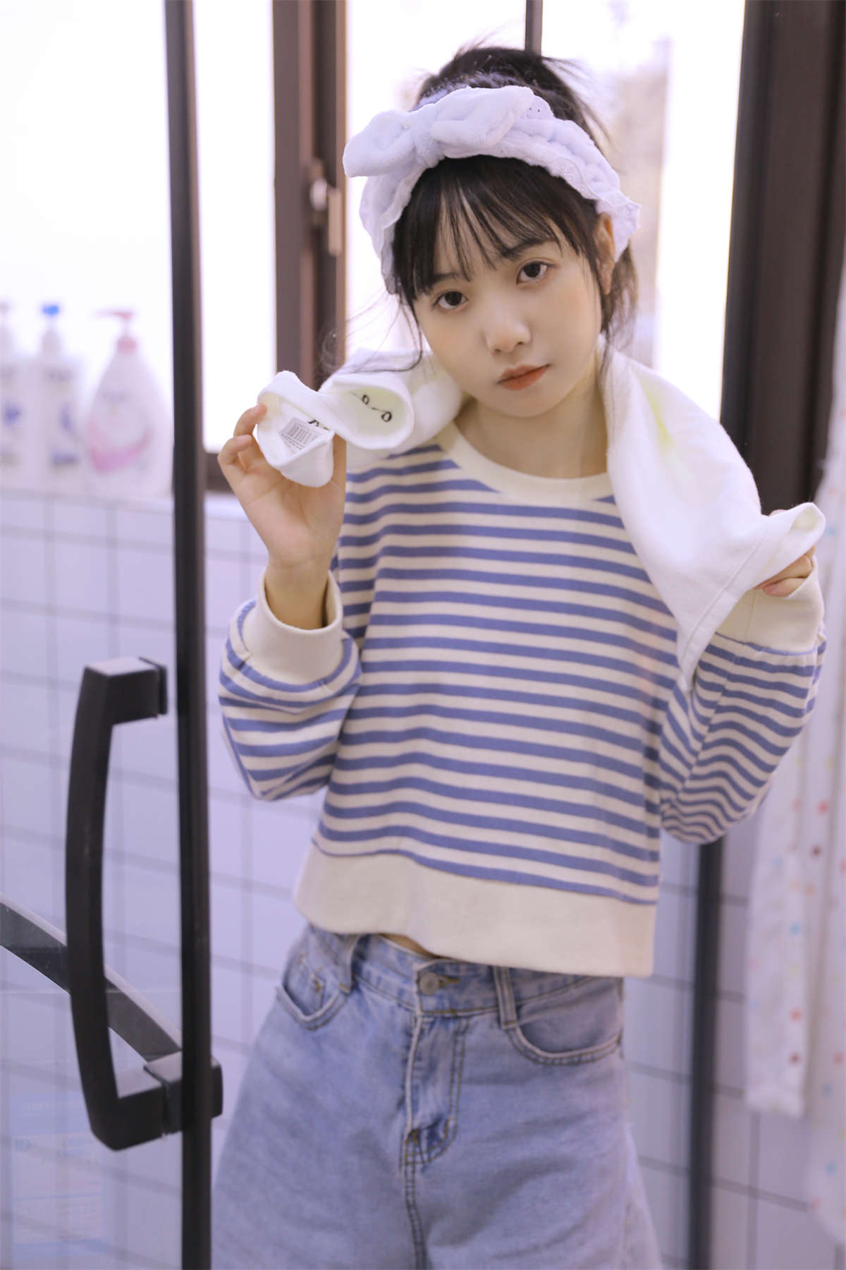 YITUYU艺图语 2022.09.16 浴室少女 小米插图1