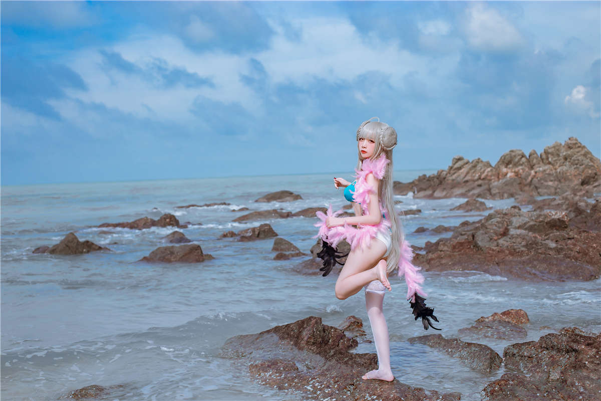 高产型Coser-二佐Nisa  碧蓝可畏泳装-日更街拍