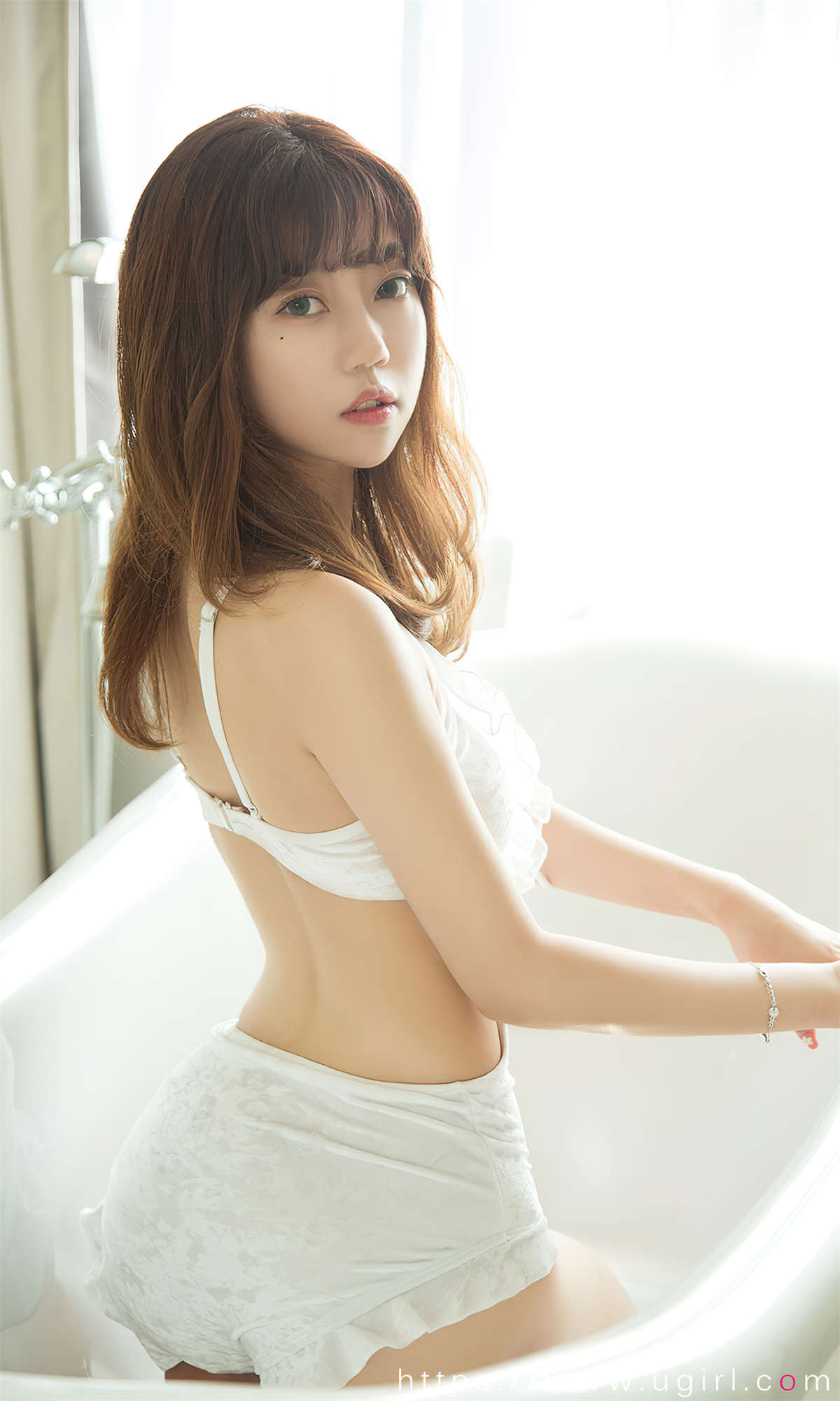 图片[2]-Ugirls爱尤物 No.2495 甜心 草莓少女-日更街拍