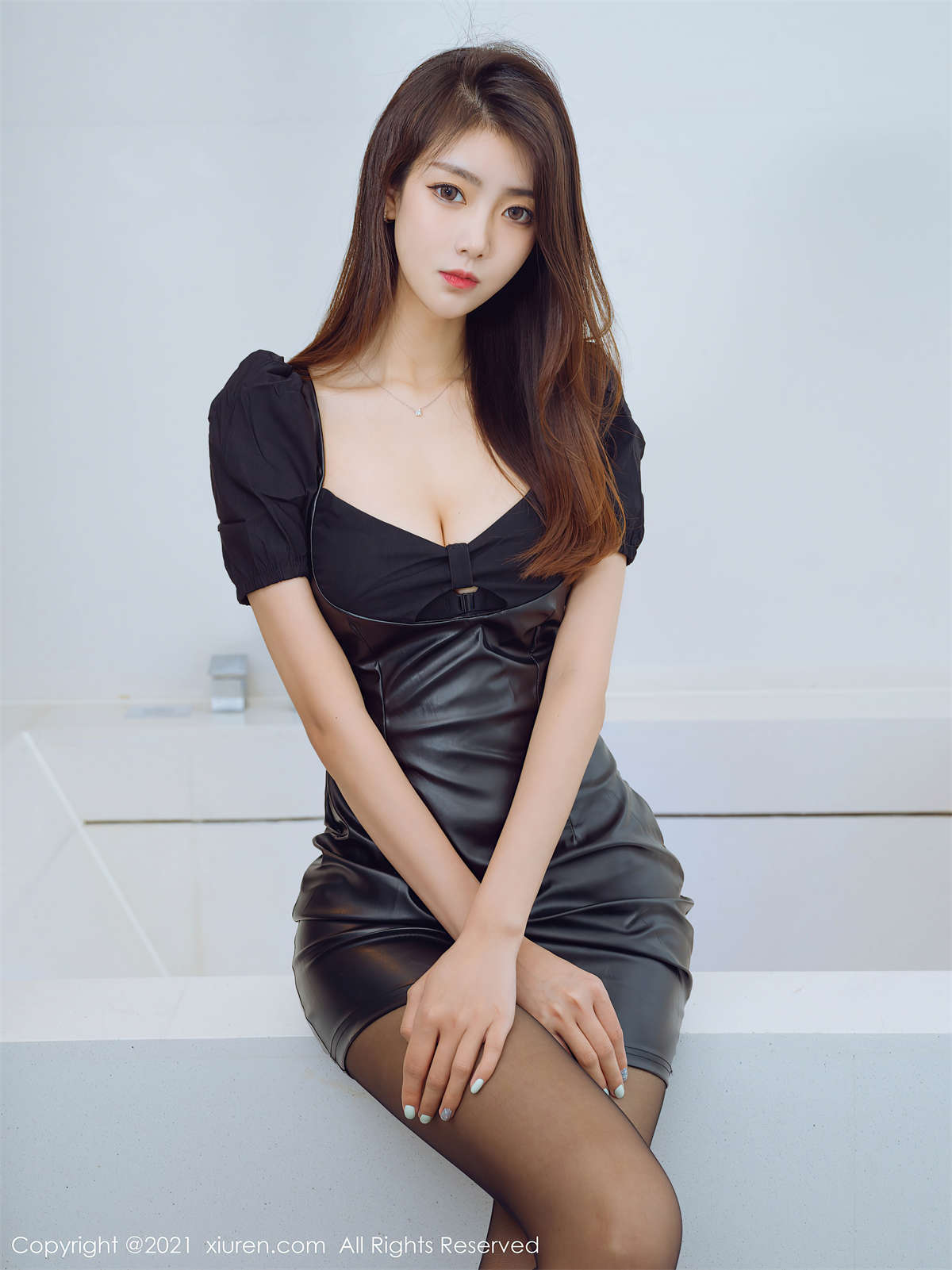 Xiuren秀人网 2021.08.26 NO.3858 可樂Vicky-日更街拍