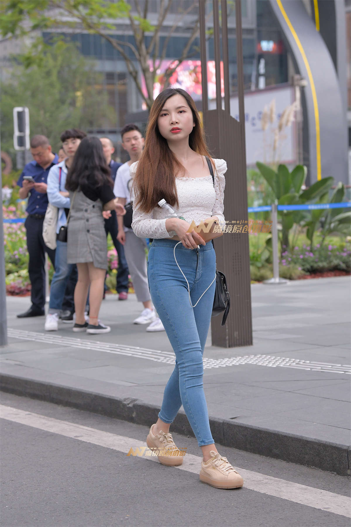 【街拍之魂赛帖】紧牛美少女-日更街拍