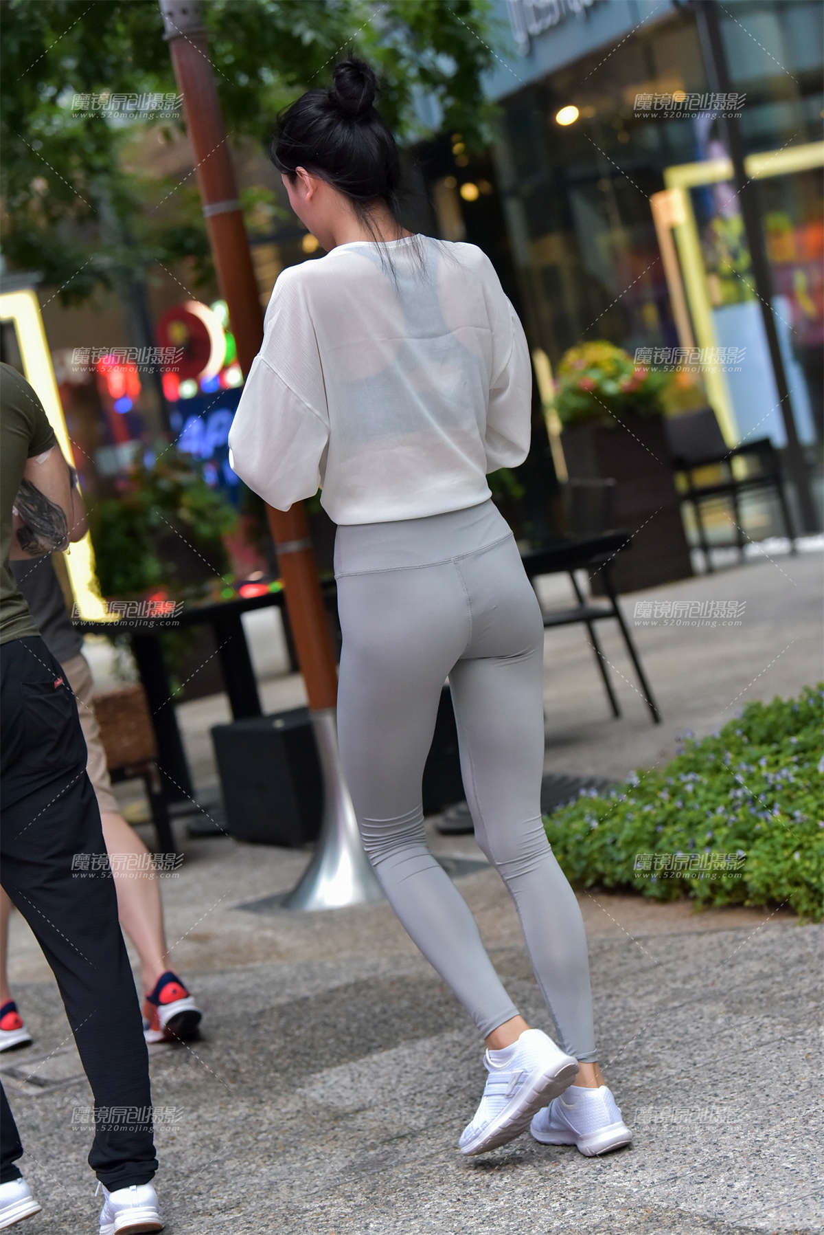 【补档】黄昏下的紧身瑜珈裤插图1