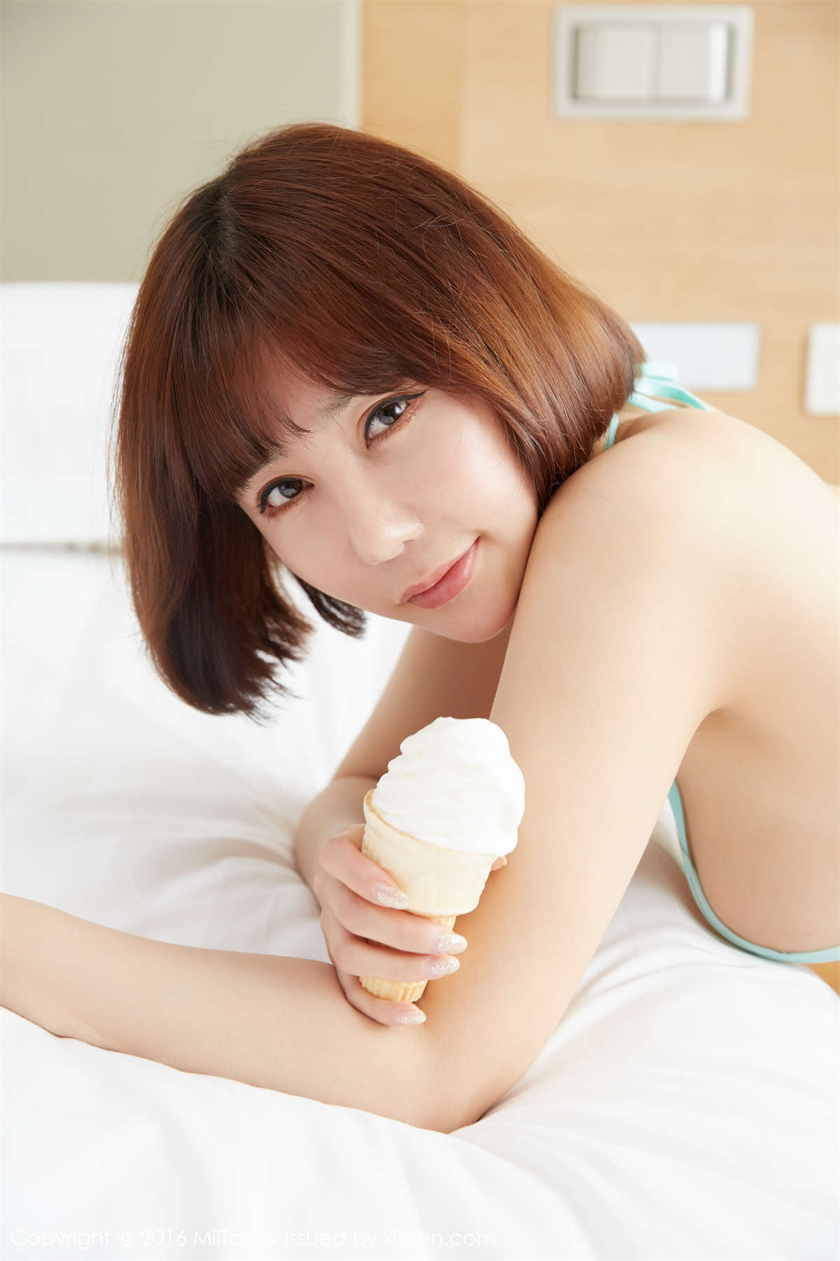 MiiTao蜜桃社 2016.08.09 VOL.024 李梦婷-日更街拍