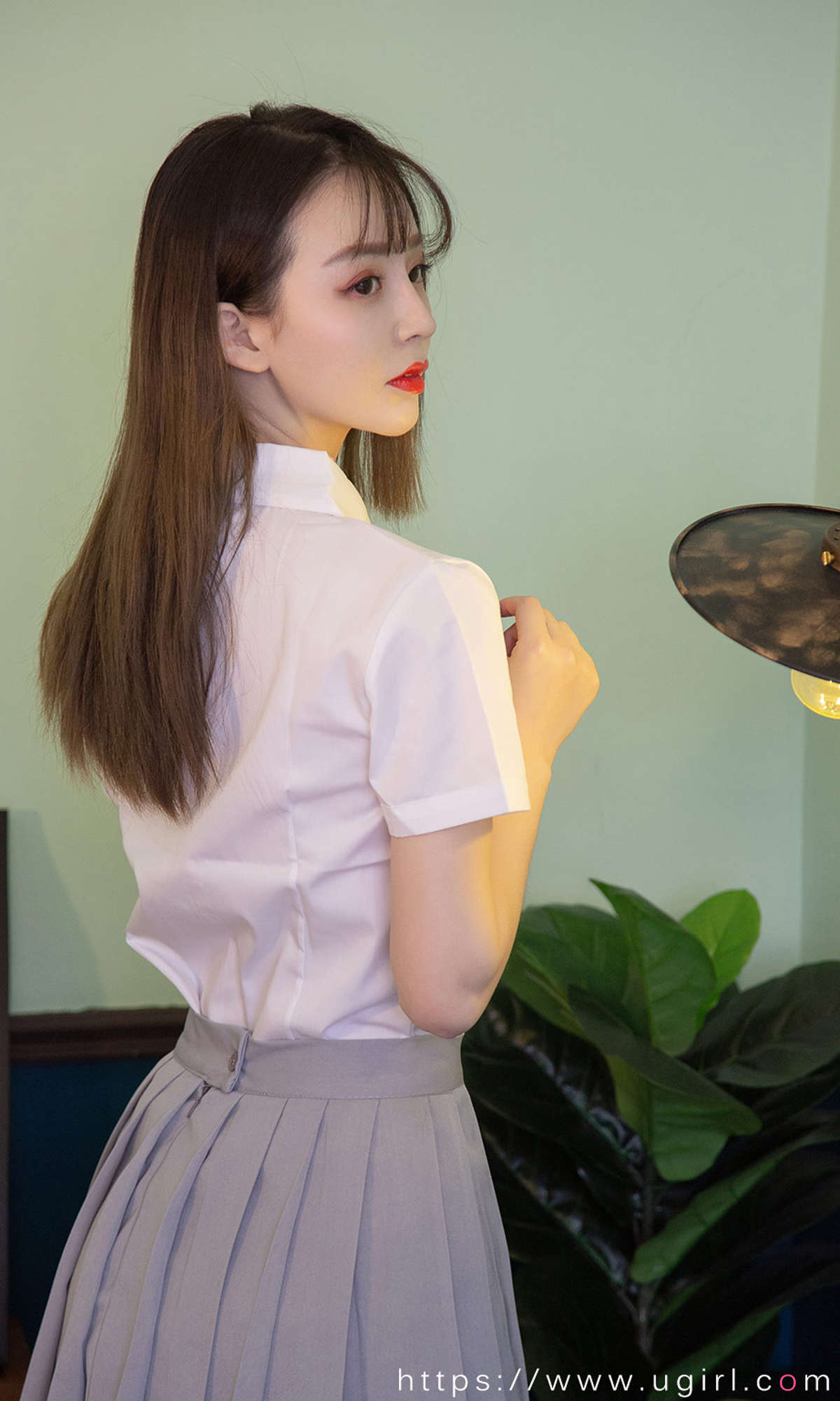 Ugirls爱尤物 NO.2206 美人发光 尤果合輯-日更街拍