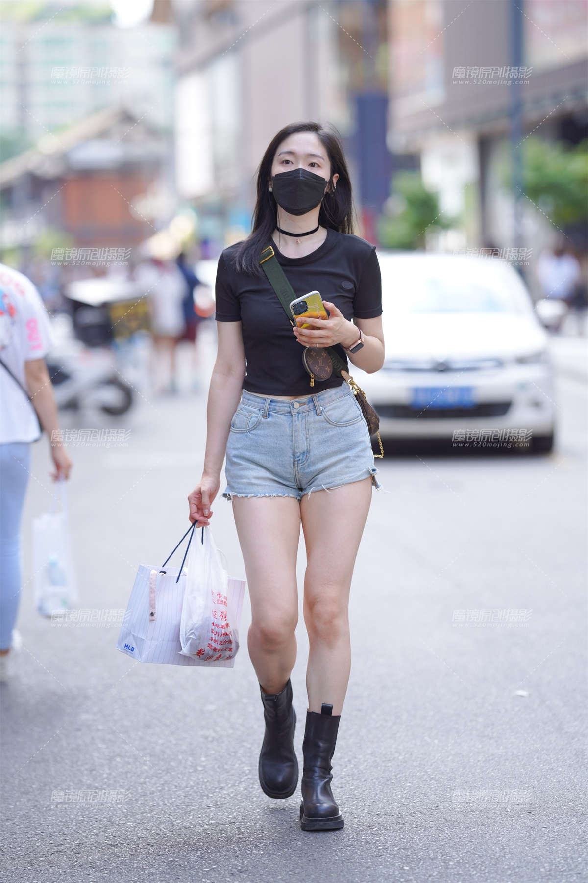 热裤美眉-日更街拍