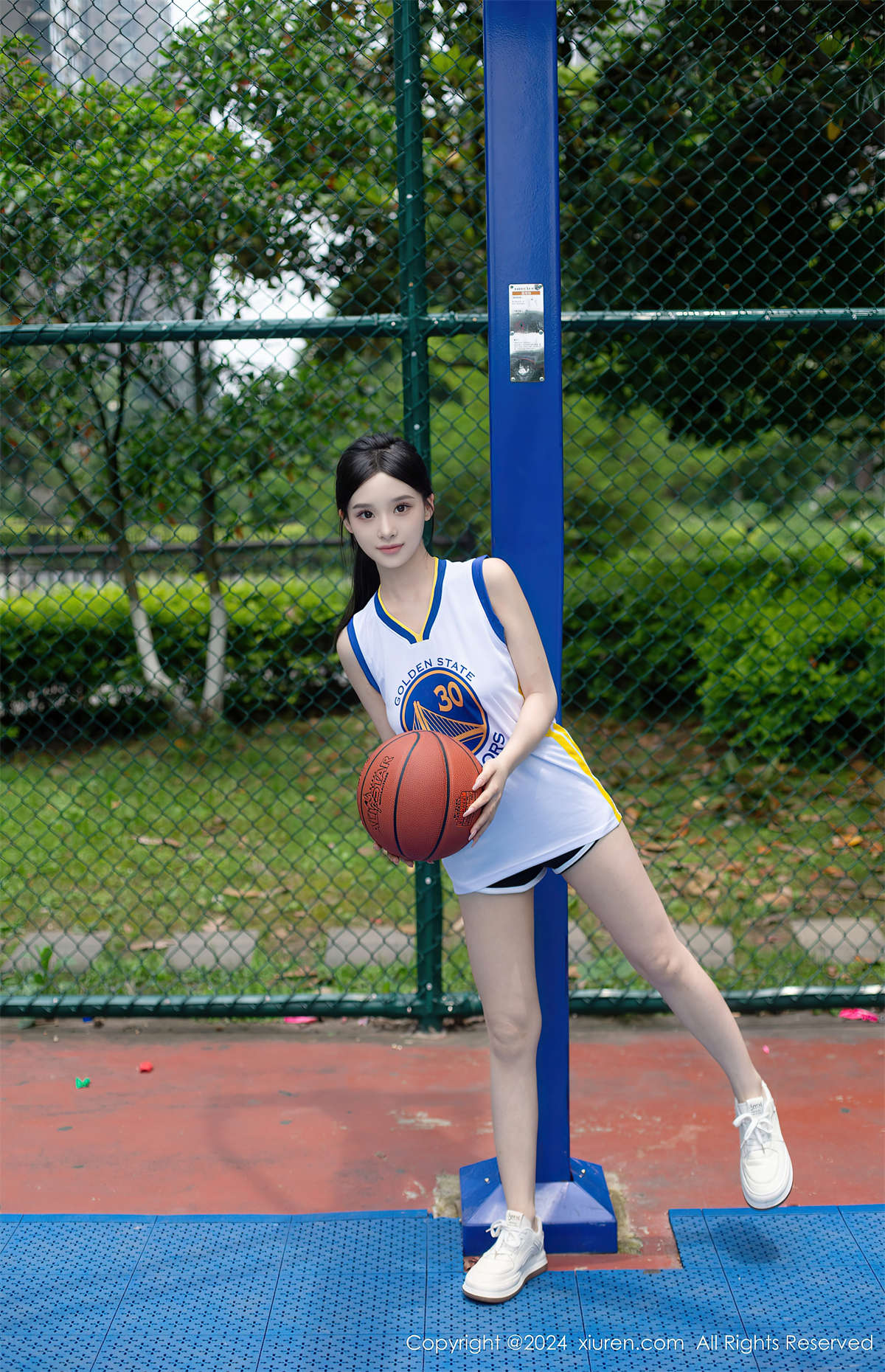 图片[2]-Xiuren秀人网 2024.06.21 NO.8744 豆瓣酱-日更街拍