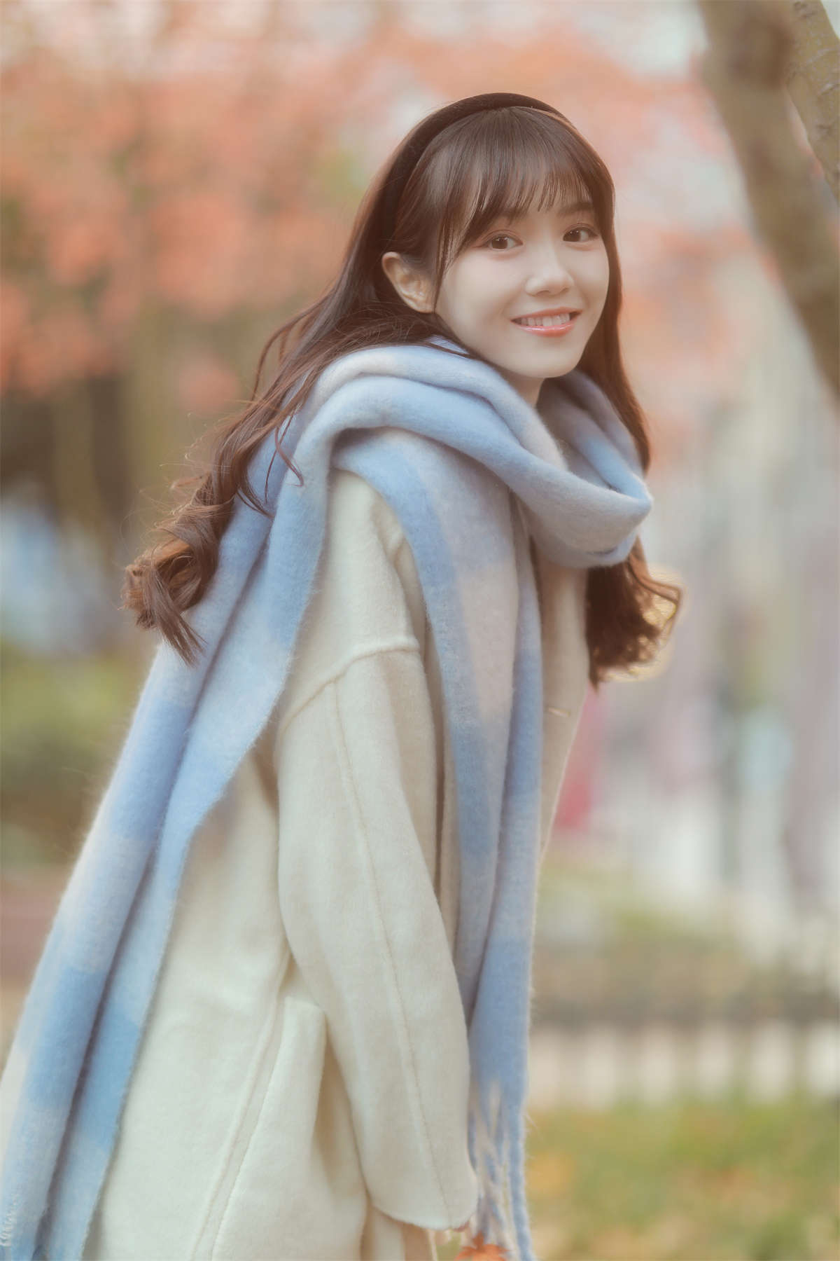 YITUYU艺图语 2023.01.08 奶油色的秋天 西西插图1