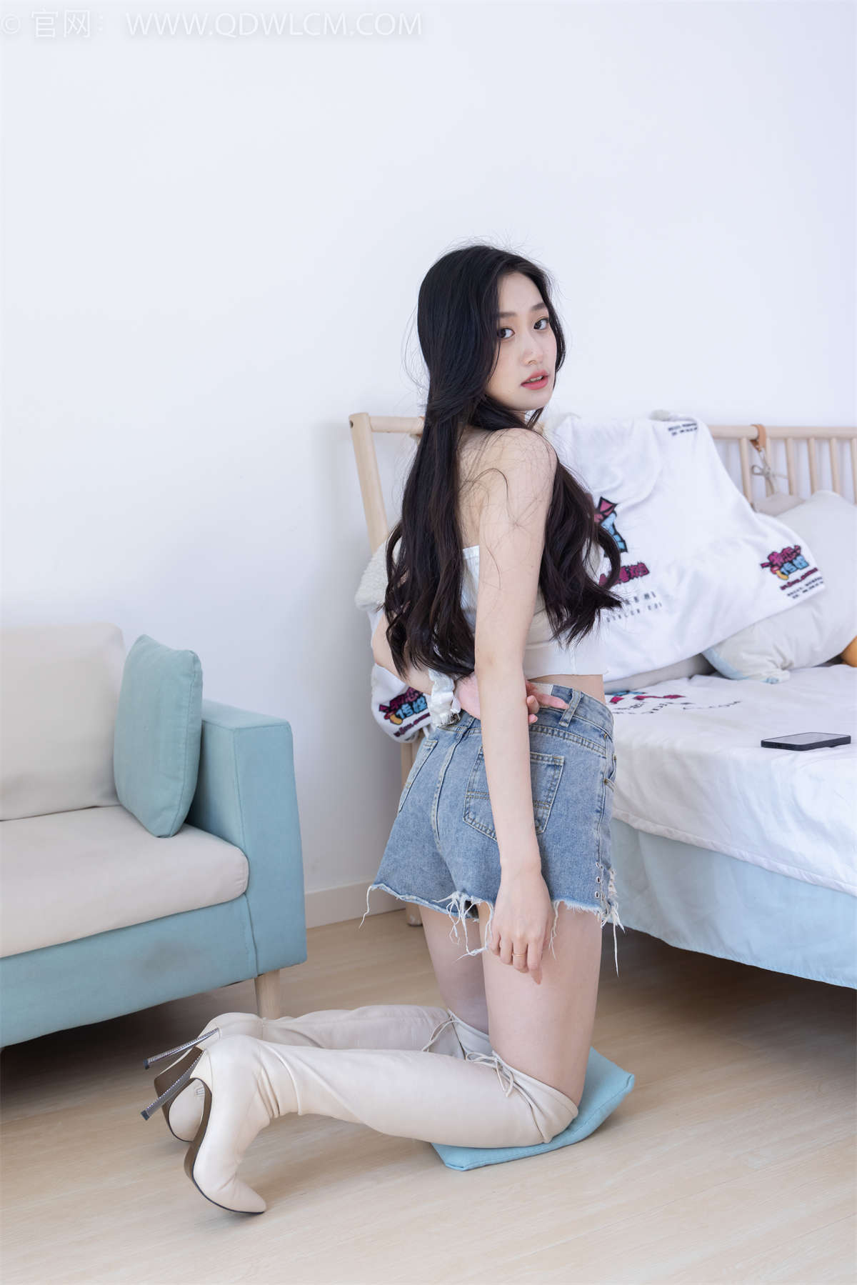 物恋传媒 NO.2133 小敏-旧日胶片-日更街拍