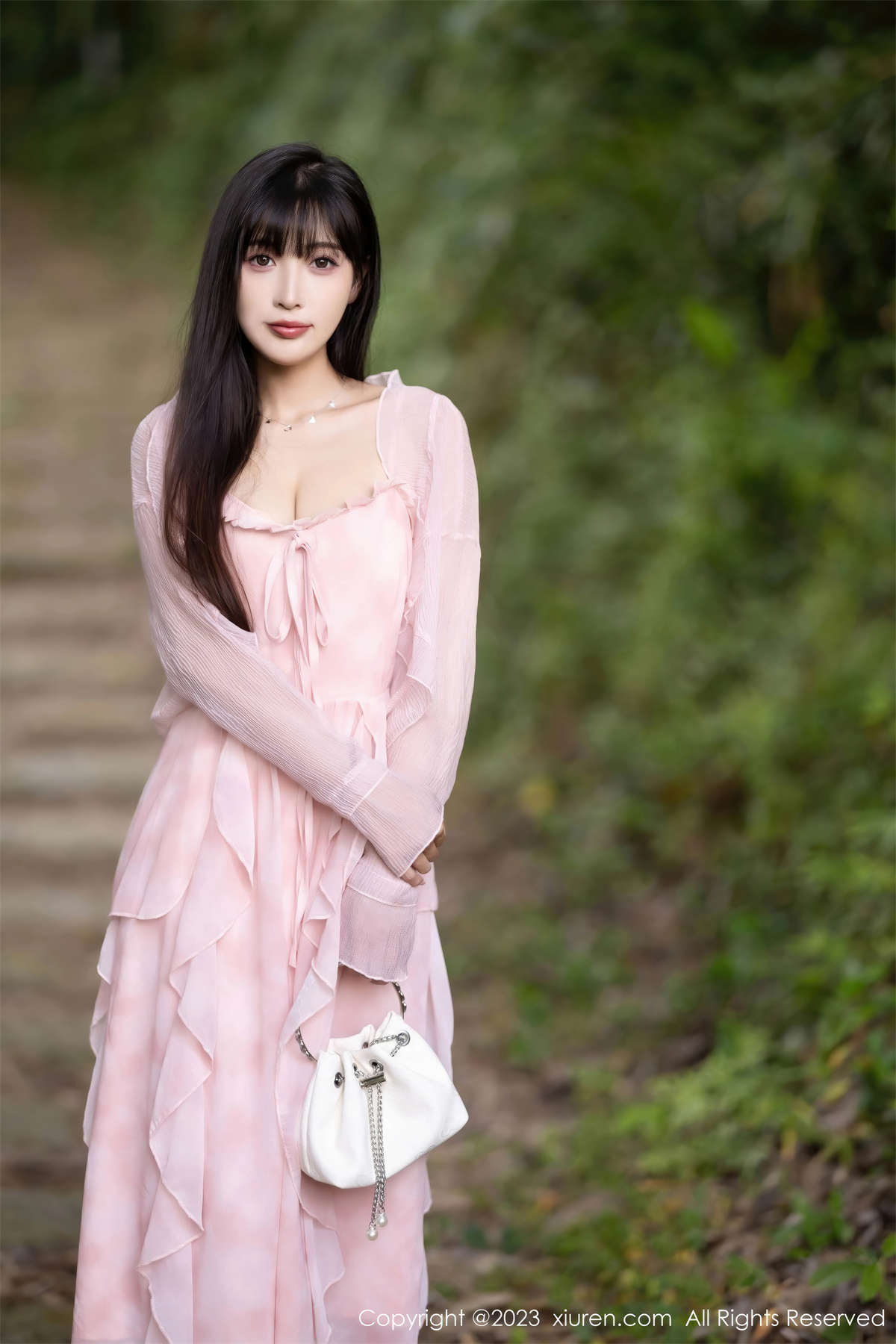 Xiuren秀人网 2023.08.21 No.7263 林星阑-日更街拍