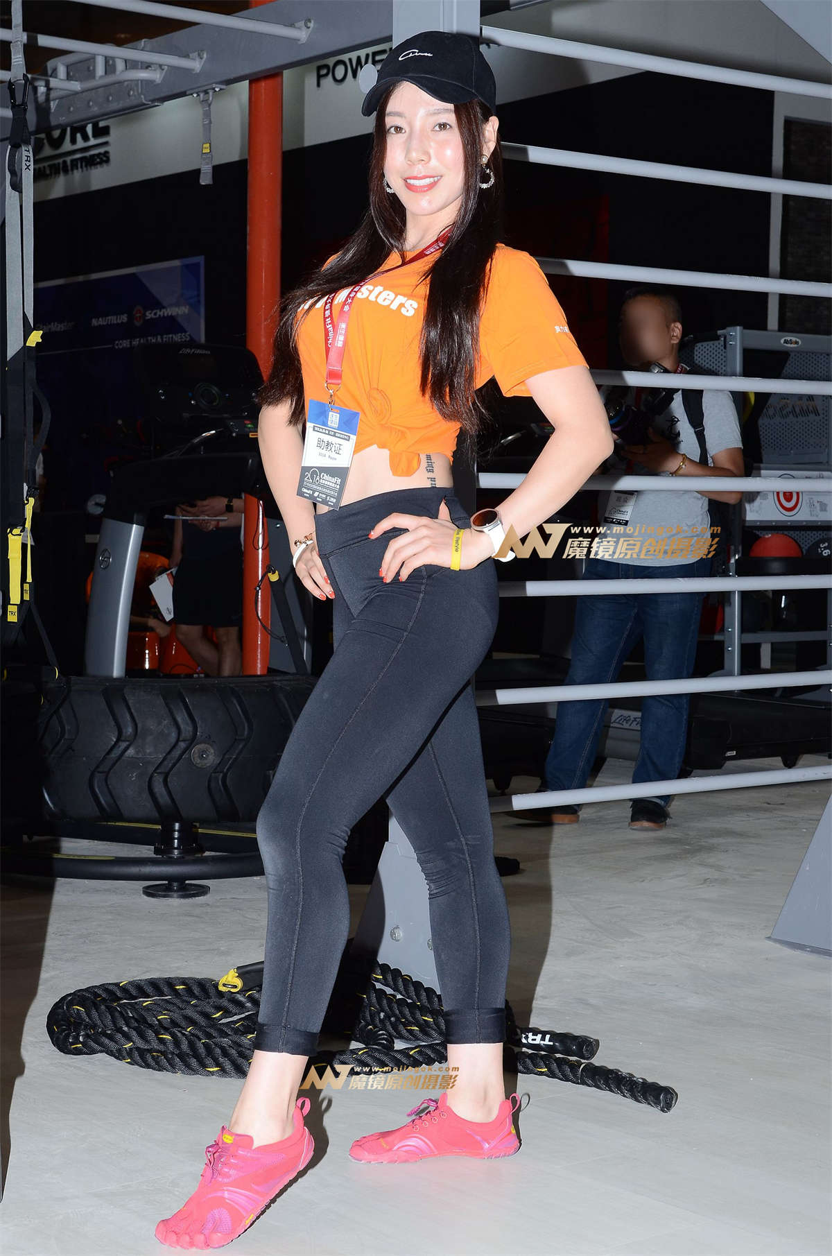 【神摄手赛帖】漂亮的美女助教-日更街拍