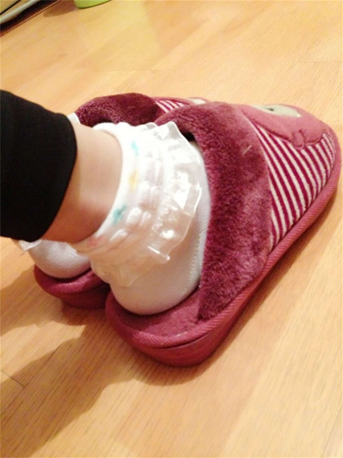 图片[2]-织梦行影摄影作品 第030期 棉拖鞋-日更街拍