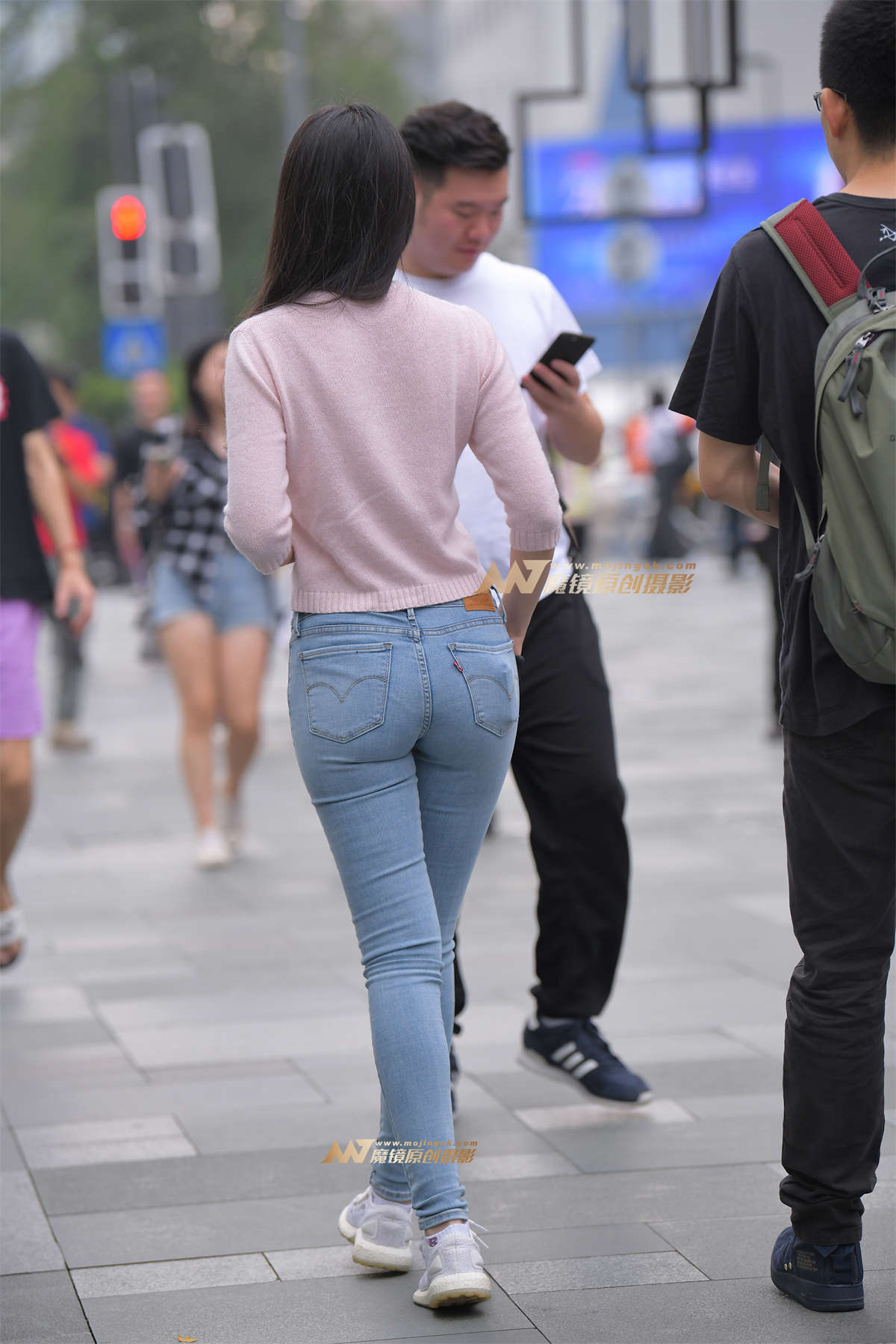 【街拍之魂赛帖】邻家般的紧牛小姐姐插图1