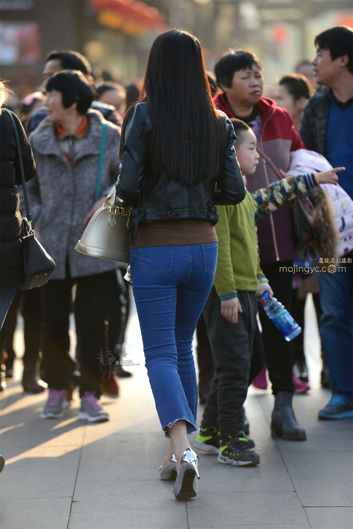 图片[2]-【静月街拍】蓝牛妹子-（14P）-日更街拍