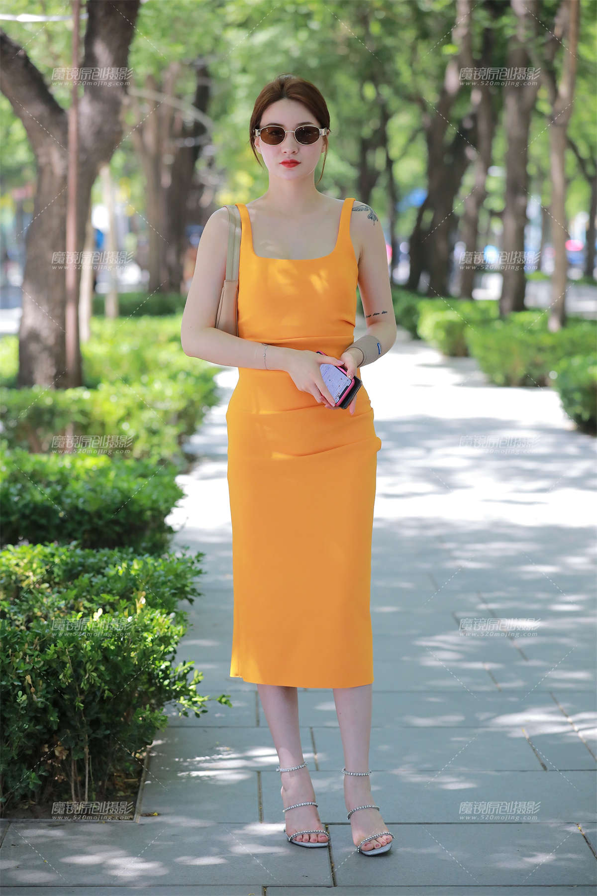 【玻璃赛帖】搭讪黄色连衣裙美女-日更街拍