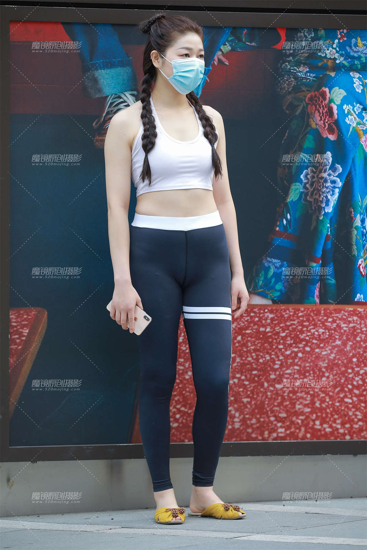 性感瑜伽裤小妹-日更街拍