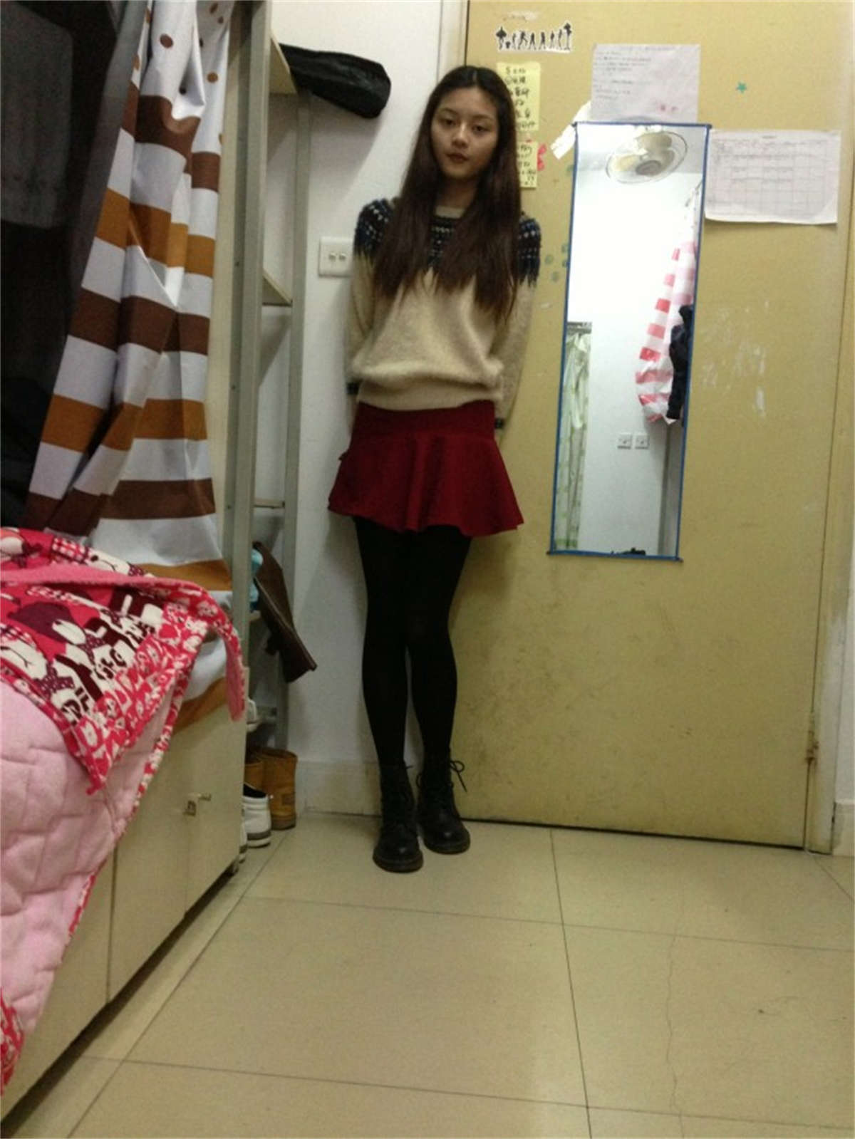 图片[2]-织梦行影摄影作品 第032期 宿舍厚黑丝-日更街拍