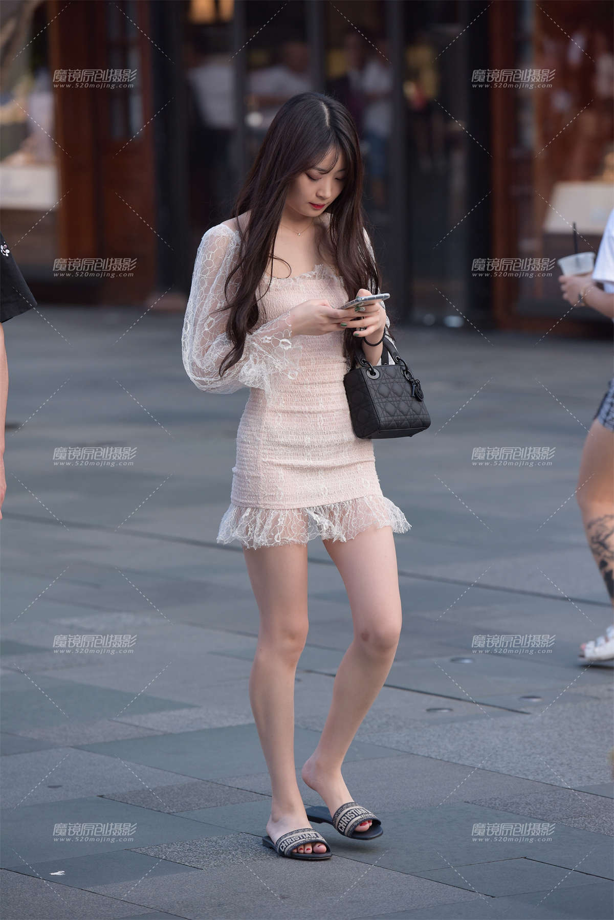 【慕容笙赛贴】性感额小姐姐-日更街拍